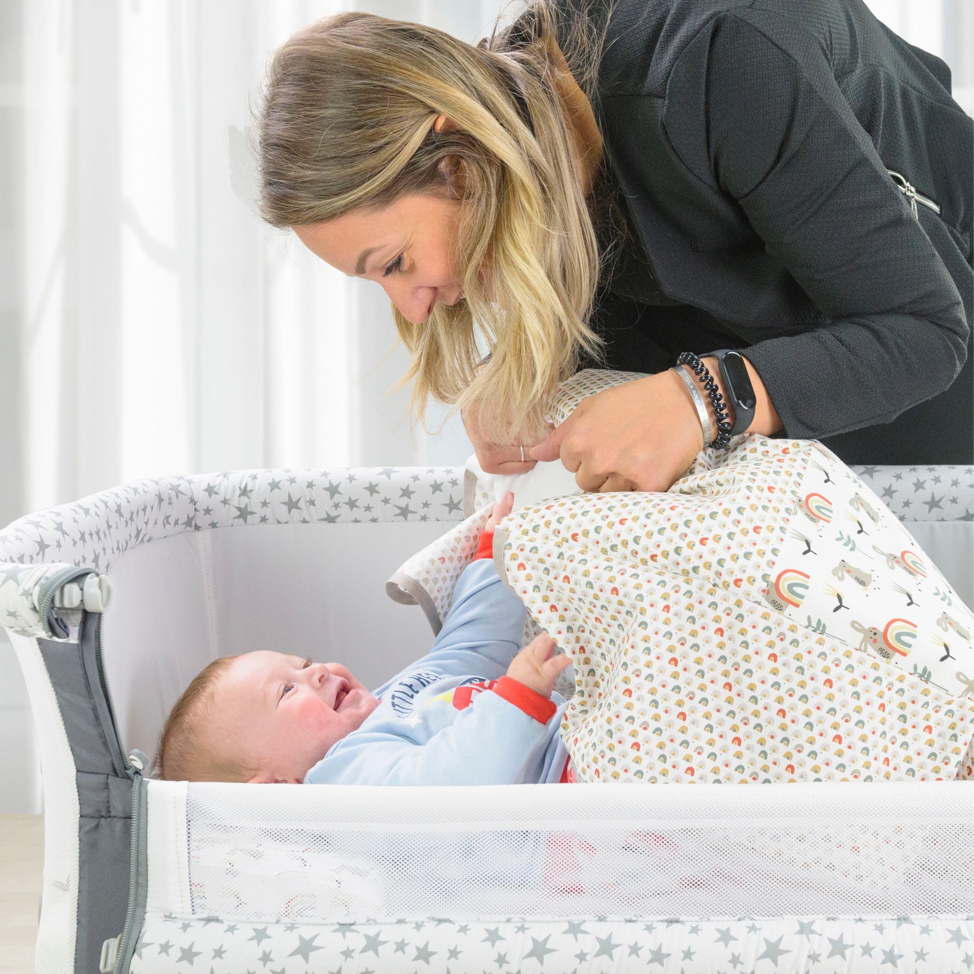baby idea Babysanity Lenzuola Next To Me Compatibili 4 pezzi: Federa Cuscino, Piumino, Copripiumino, Lenzuolo Angoli per Culla Lettino Neonato - Chicco Kinderkraft Cam Brevi OEKO-TEX (Orsetto Beige)