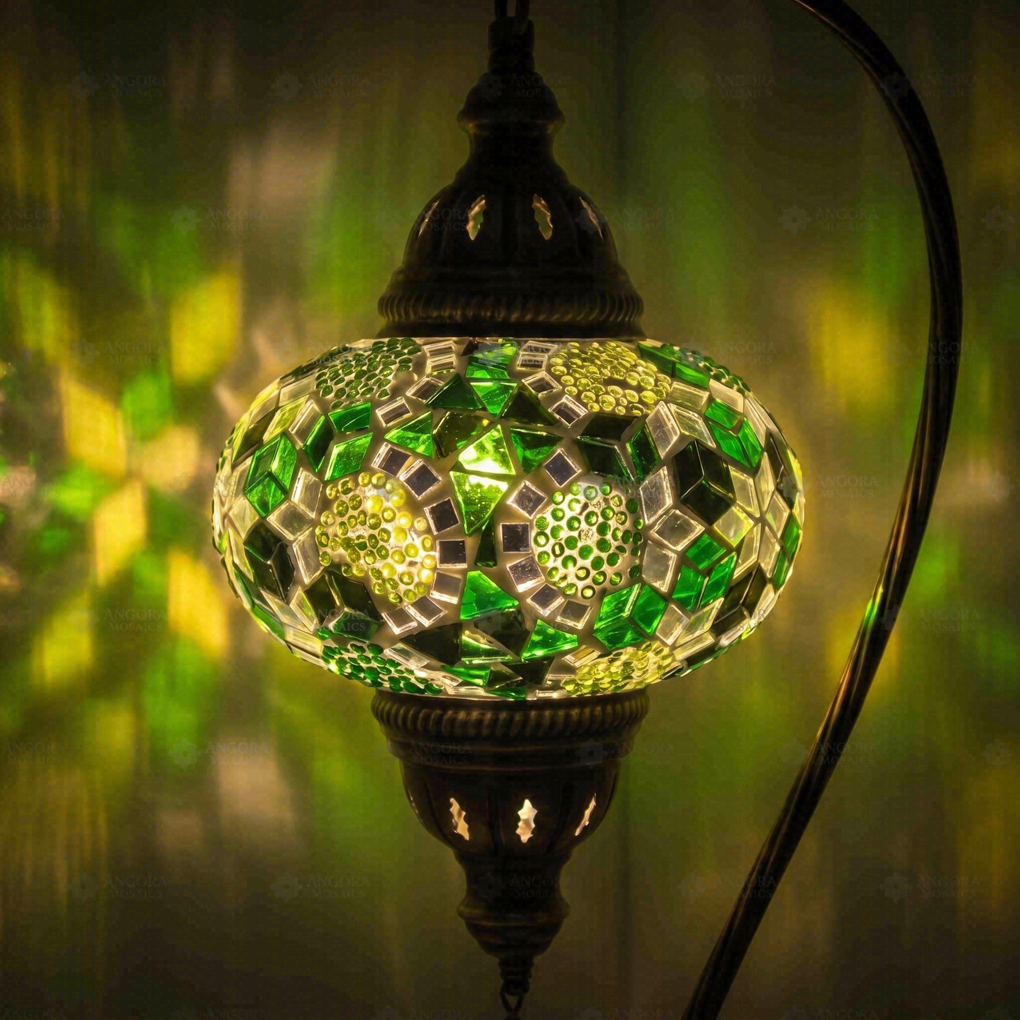 ENVA Lampada da tavolo a mosaico verde – Lampada a mosaico turco – Lampada da scrivania a collo di cigno – Lampada da comodino marocchina fatta a mano, vetro geometrico verde smeraldo e