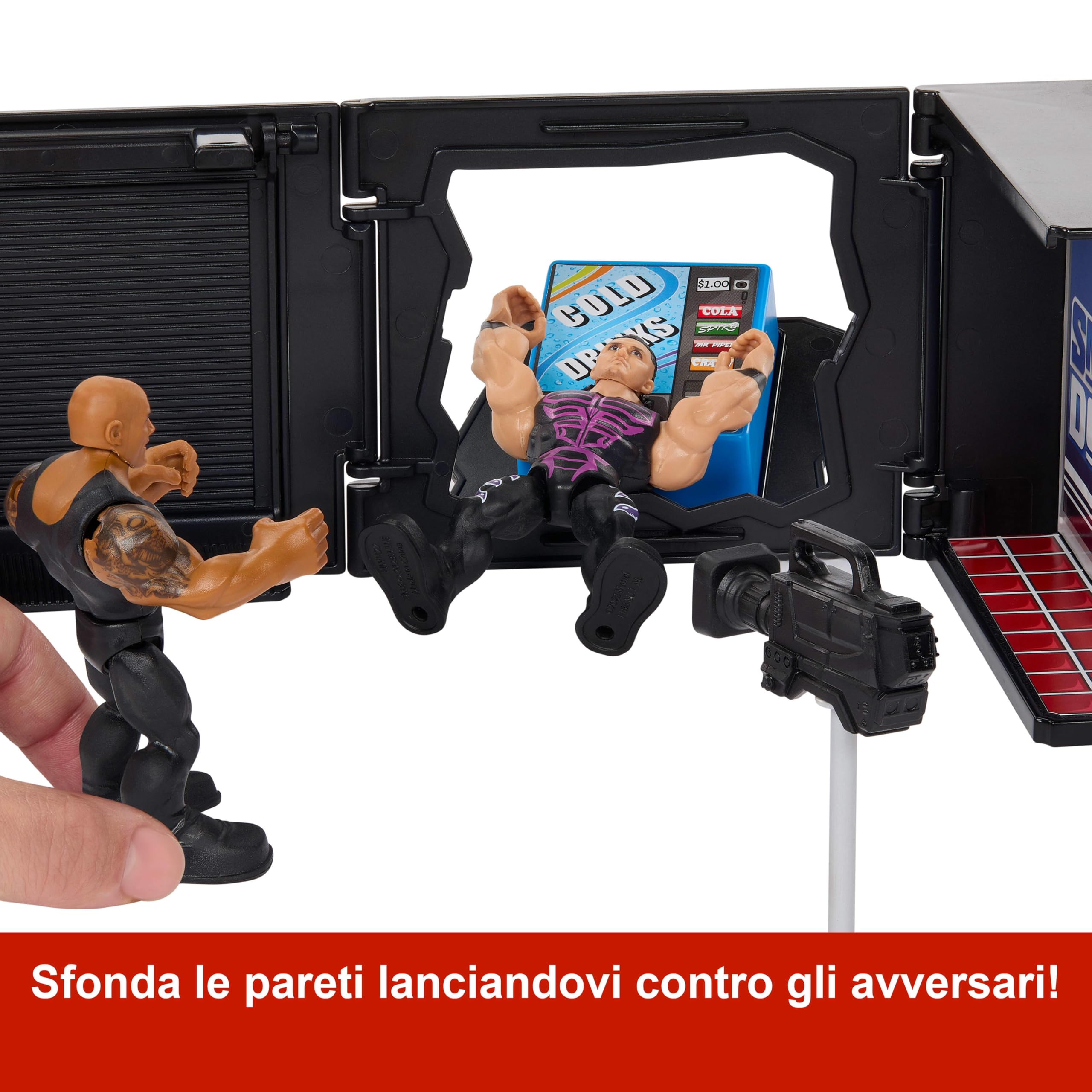 Mattel WWE Knuckle Crunchers - Microfono Campione Assoluto, set 2 in 1 con microfono e action figure personaggio The Rock da 8+ cm, 2 accessori inclusi, giocattolo per bambini, 6+ anni, JFX07