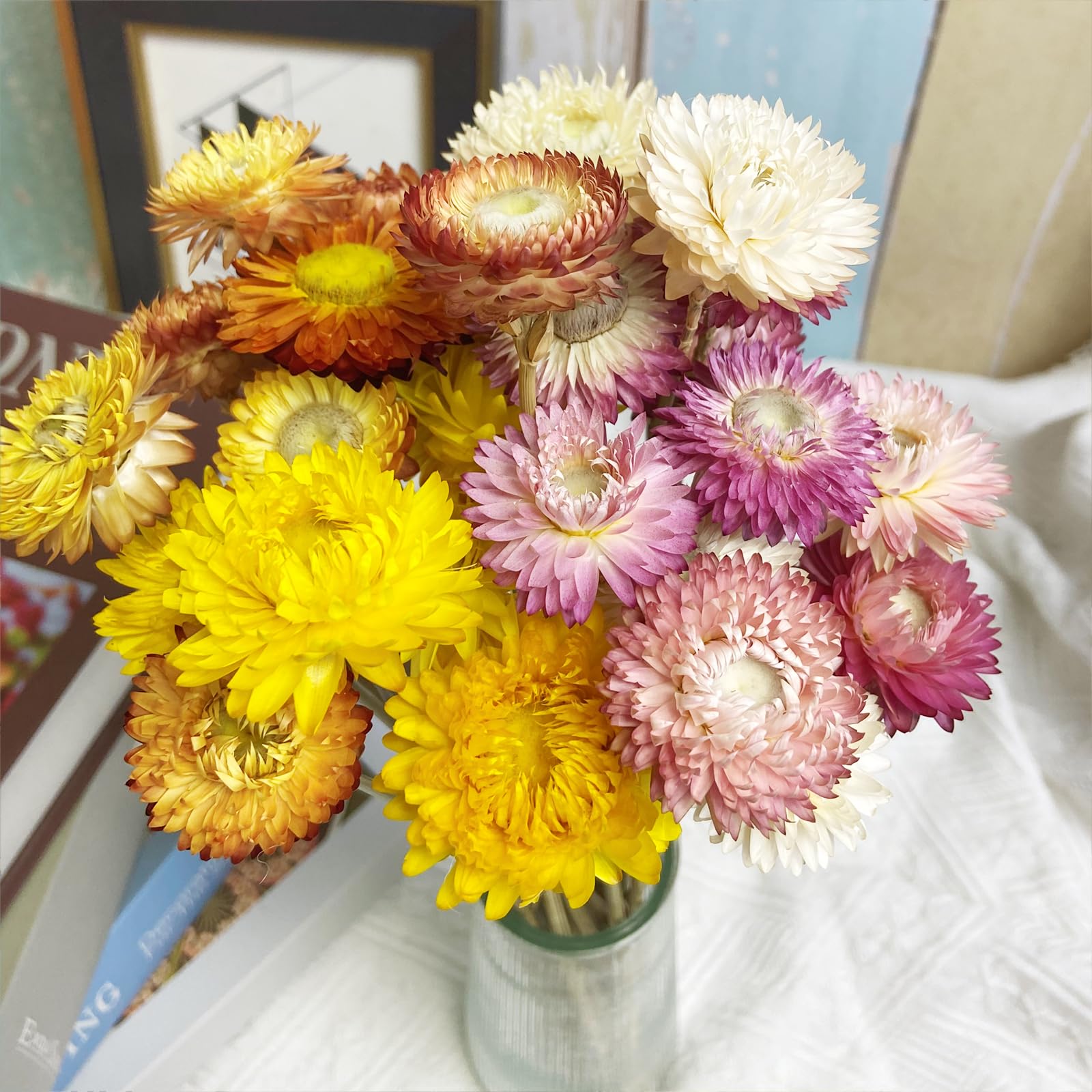 L'BREVOGA Bouquets de fleurs séchées, 16 pièces 100 % naturelles marguerites fraises pour décoration de fête à la maison – Rose et blanc