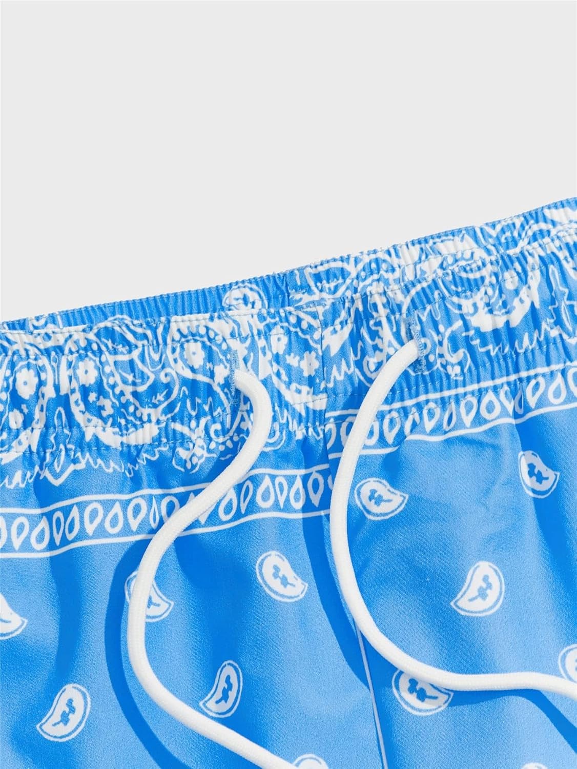 Floerns Men's Boho Paisley Graphic Print Drawstring Waist Essentials Summer Bandana Shorts with Pocket - Image 5