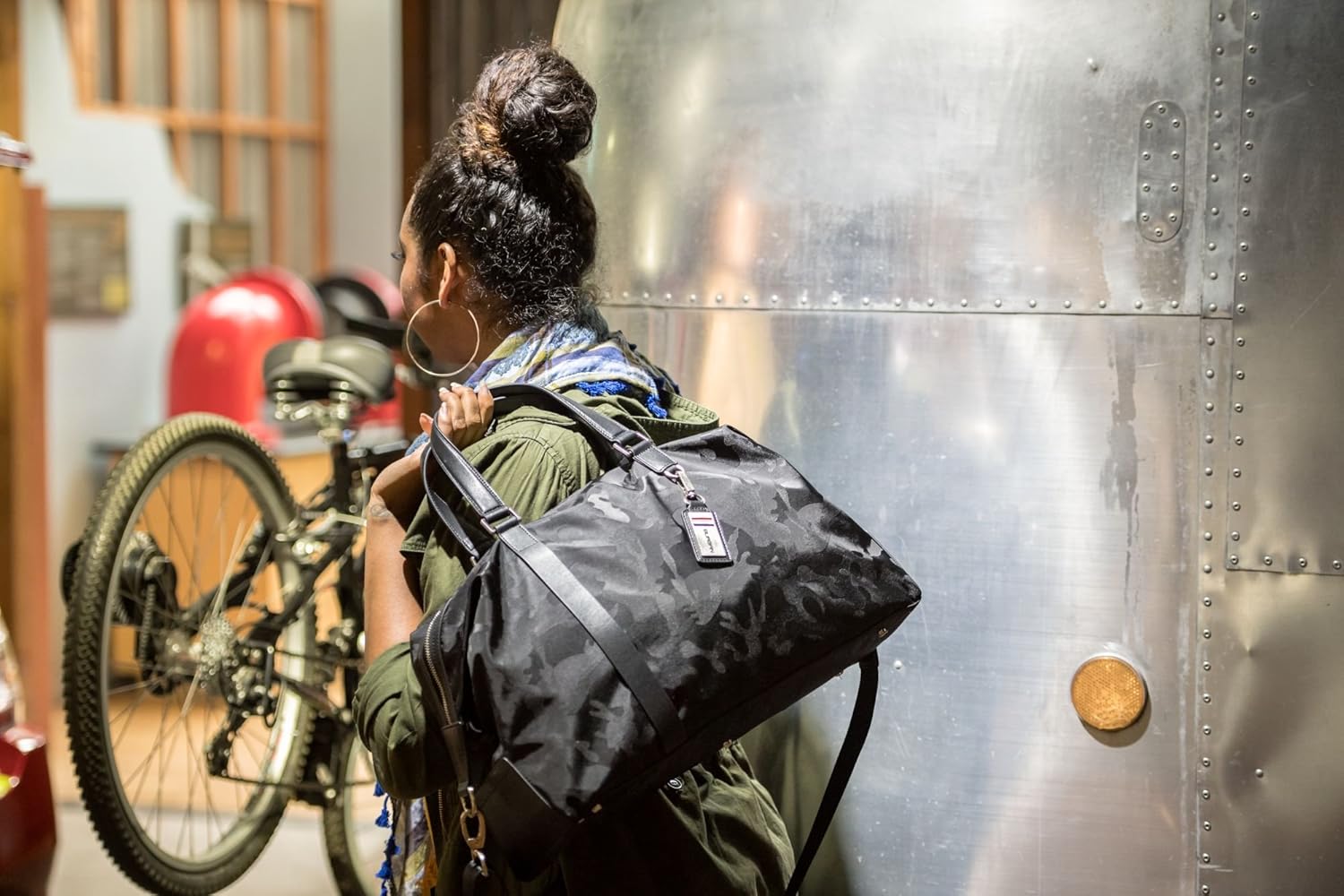 BURG 105 The Duffle - Image 5