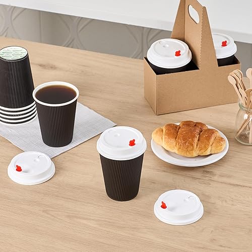 Miniatura 6 de Restaurantware Solo tapas 50 tapas desechables de taza de café blancas sin BPA con tapones de tapón de corazón rojo. Se adapta a tazas de 8 onzas,