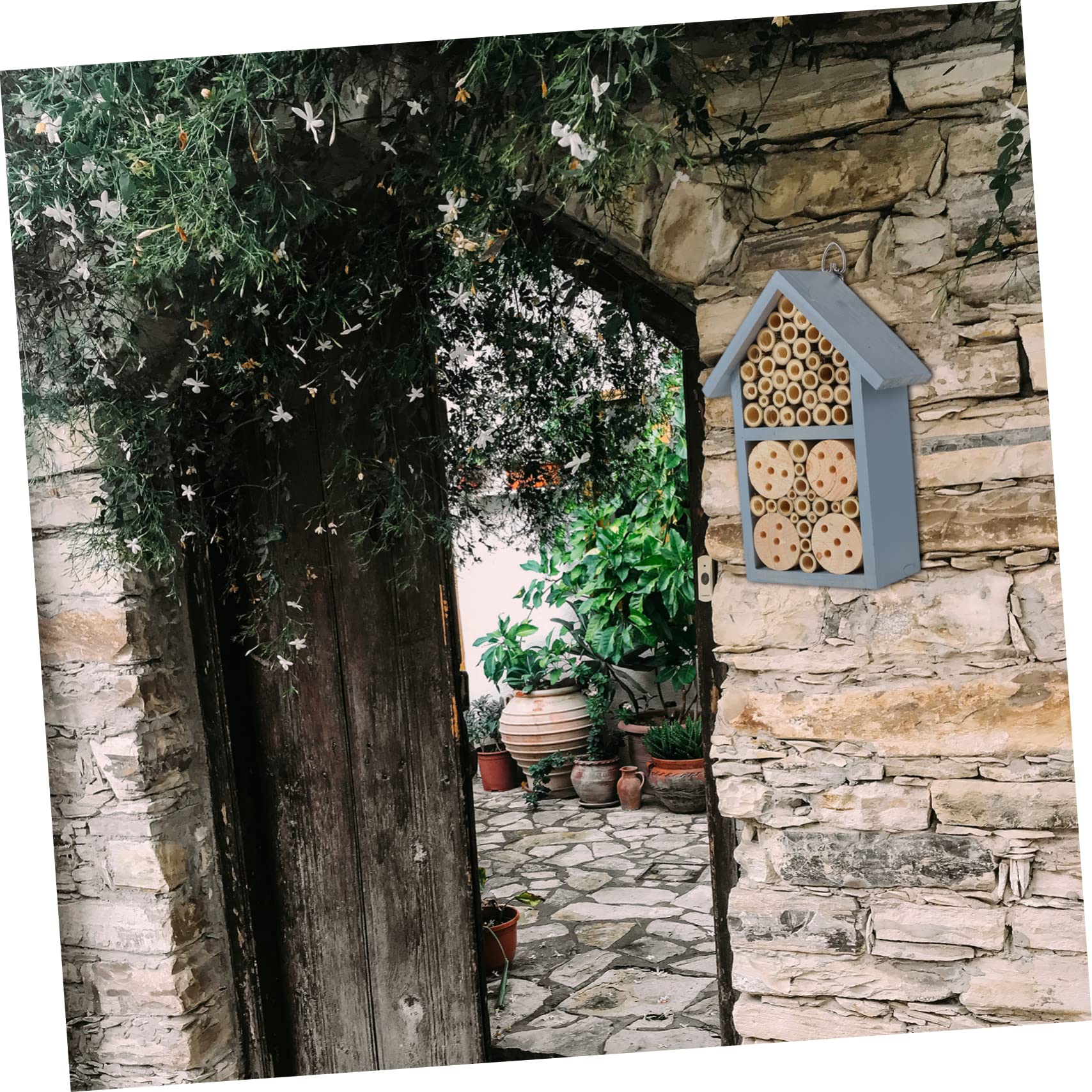 HANABASS Casetta per Insetti in Legno Blu Ganci in Ferro Pronta All'uso, Design Decorativo per Api da Giardino e Giardinaggio Invernale