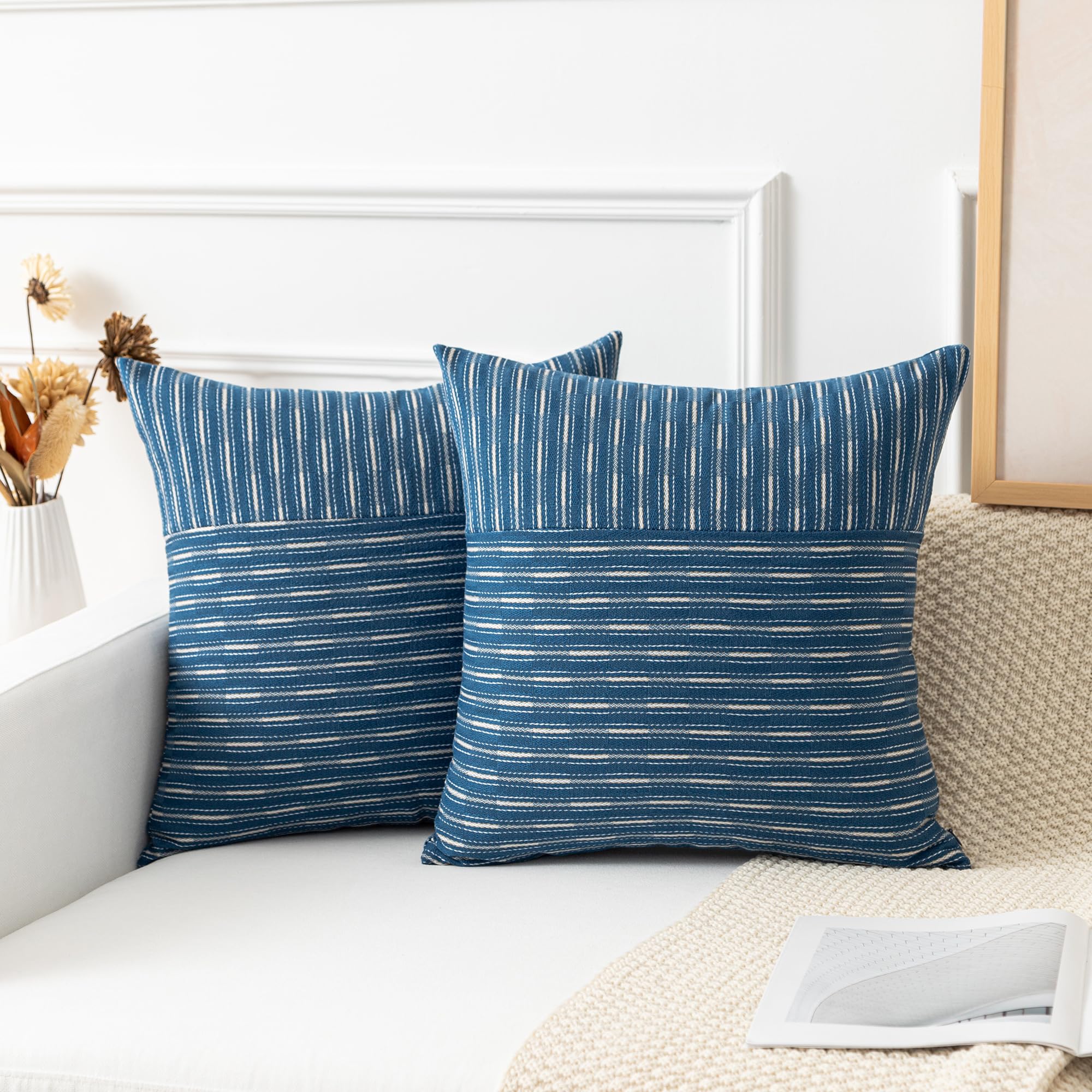Kevin Textile - Juego de 2 Fundas de cojín Decorativas de Lino a Rayas Azul Marino y Beige, 20 x 20 Pulgadas, Fundas de cojín cuadradas Modernas para sofá, Silla, Dormitorio, decoración de otoño