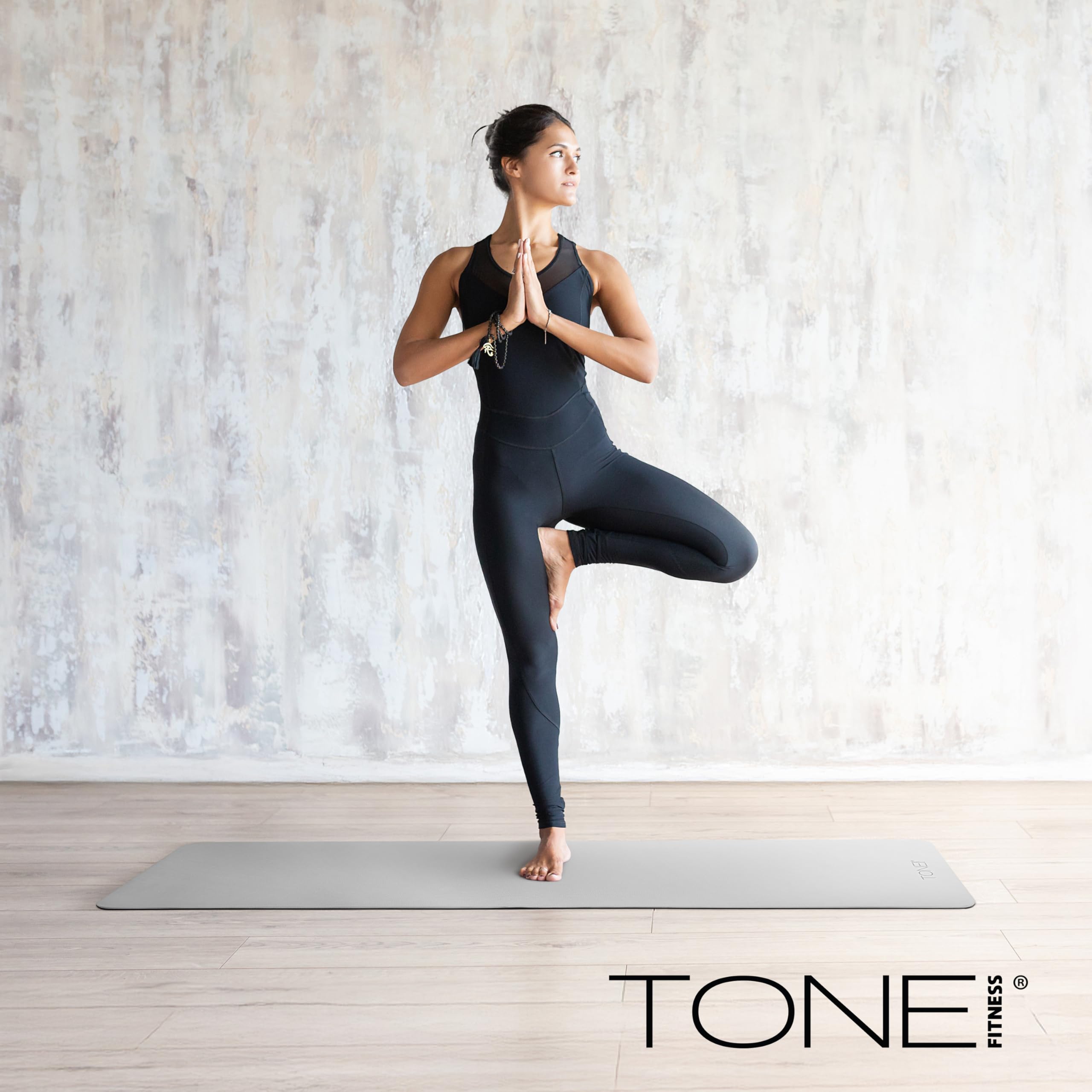 TONE Fitness Tappetino da yoga spesso 1/4" tappetino da allenamento antiscivolo e pilates per esercizi a casa con tracolla | Molteplici opzioni