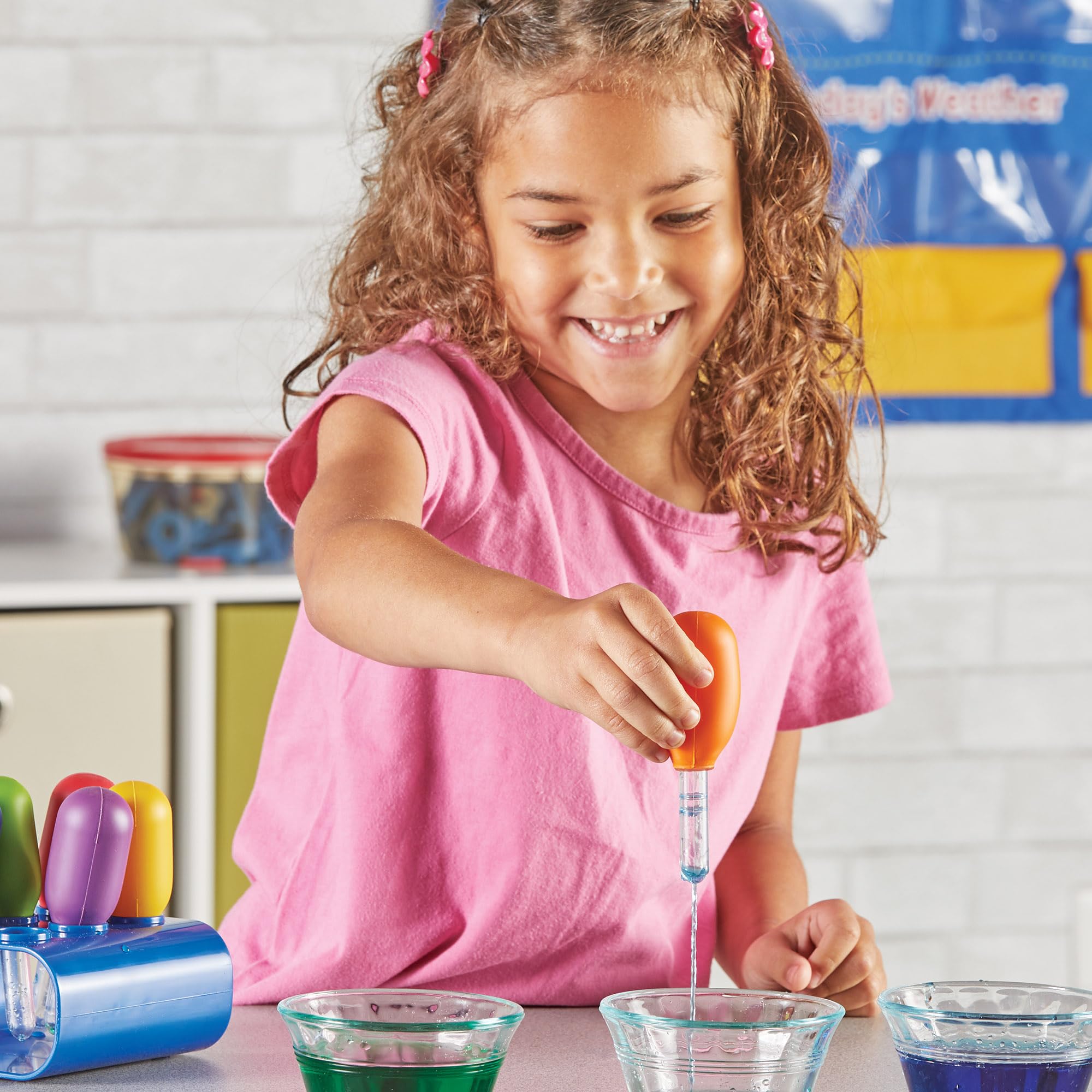 Learning Resources Compte-Gouttes Géants – Pipettes Montessori avec Support – Jeu Sensoriel Motricité Fine – Dès 3 Ans