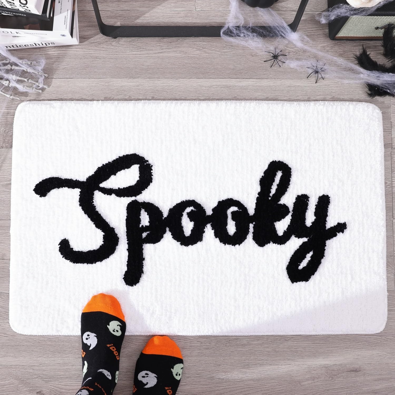 TRUEDAYS Halloween Bath Mat Cute Spooky White Black Bathroom Decor Rug Non Slip, Spooky Halloween Shower Rugs for Bathroom, Bedroom, Living Home Decoration
