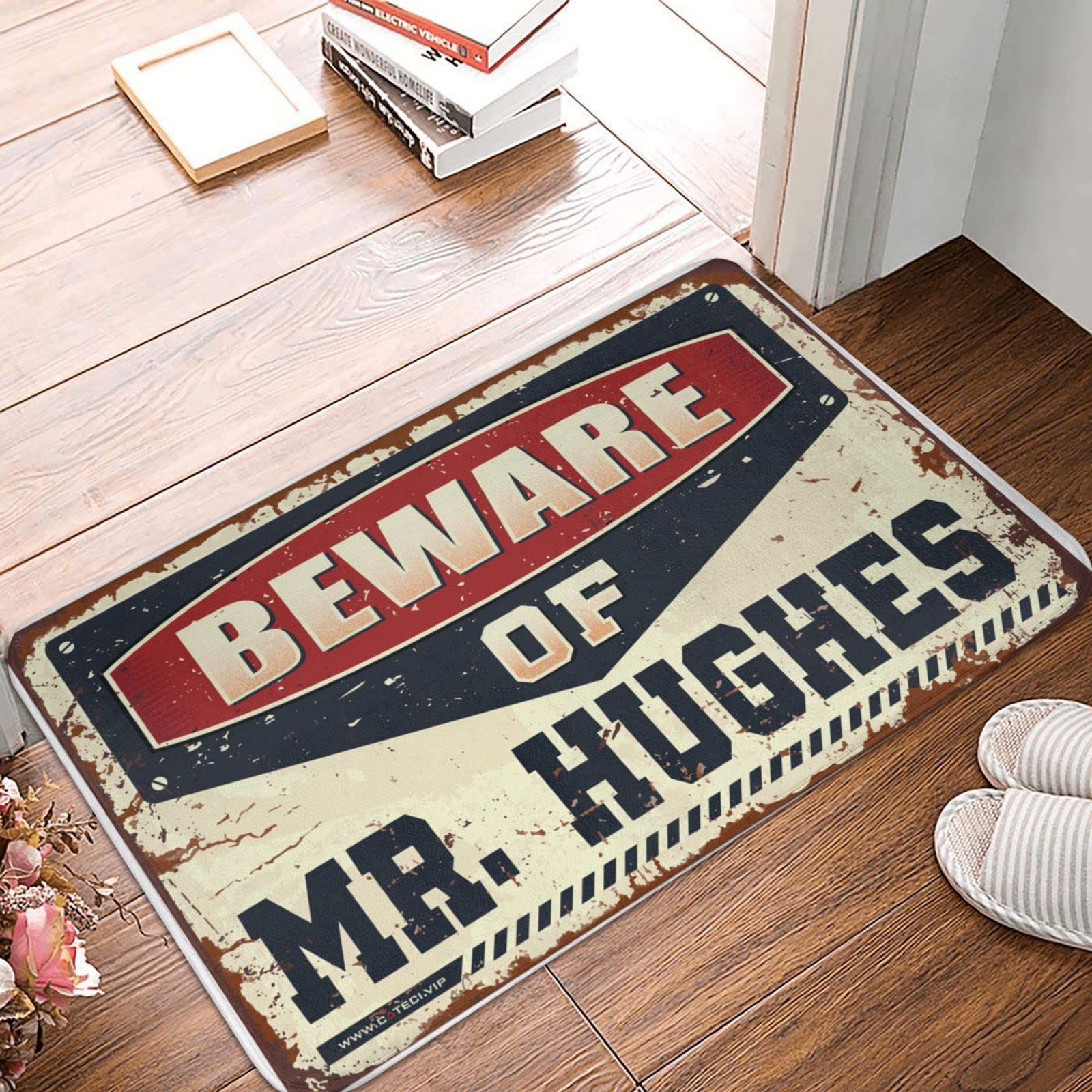 Felpudo de entrada al aire libre con texto divertido Beware of Mr. Hughes para decoración del hogar para hombres (65 x 90 cm)