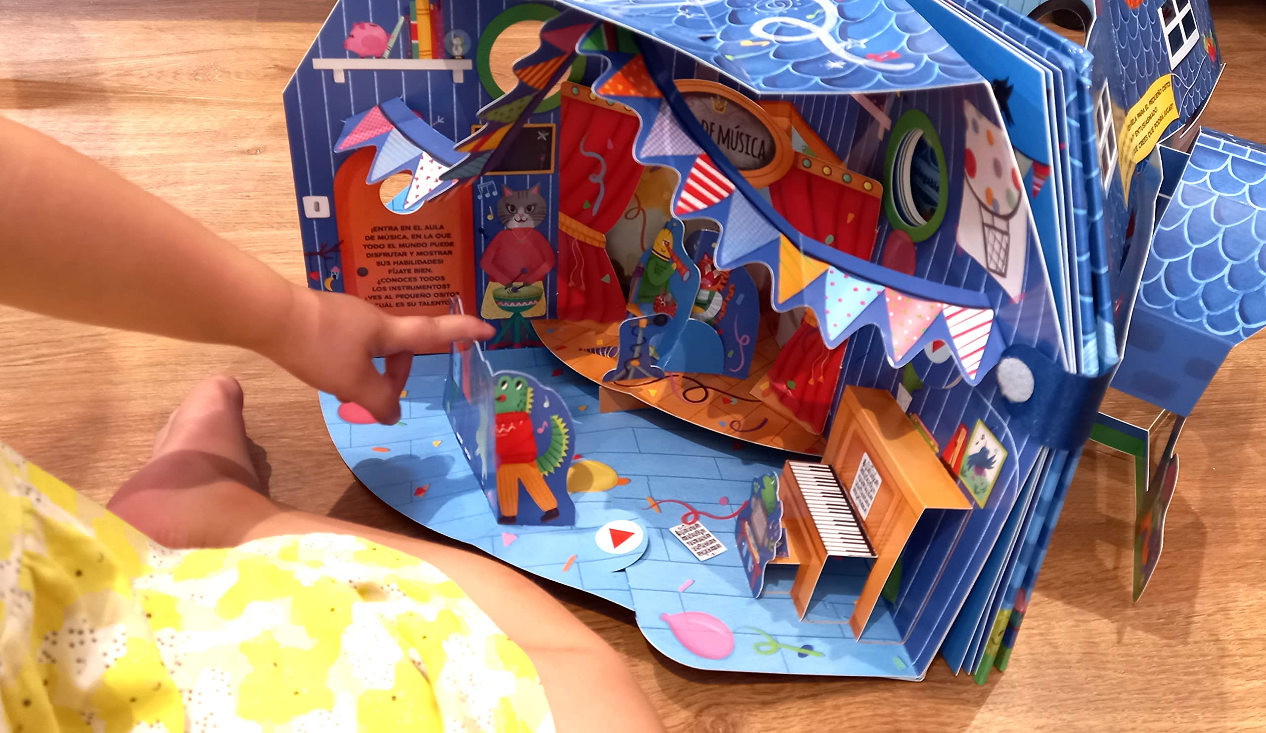 La meva escola: Espectacular llibre desplegable en 3D i 360º: 1 (Cartoné carrousel)