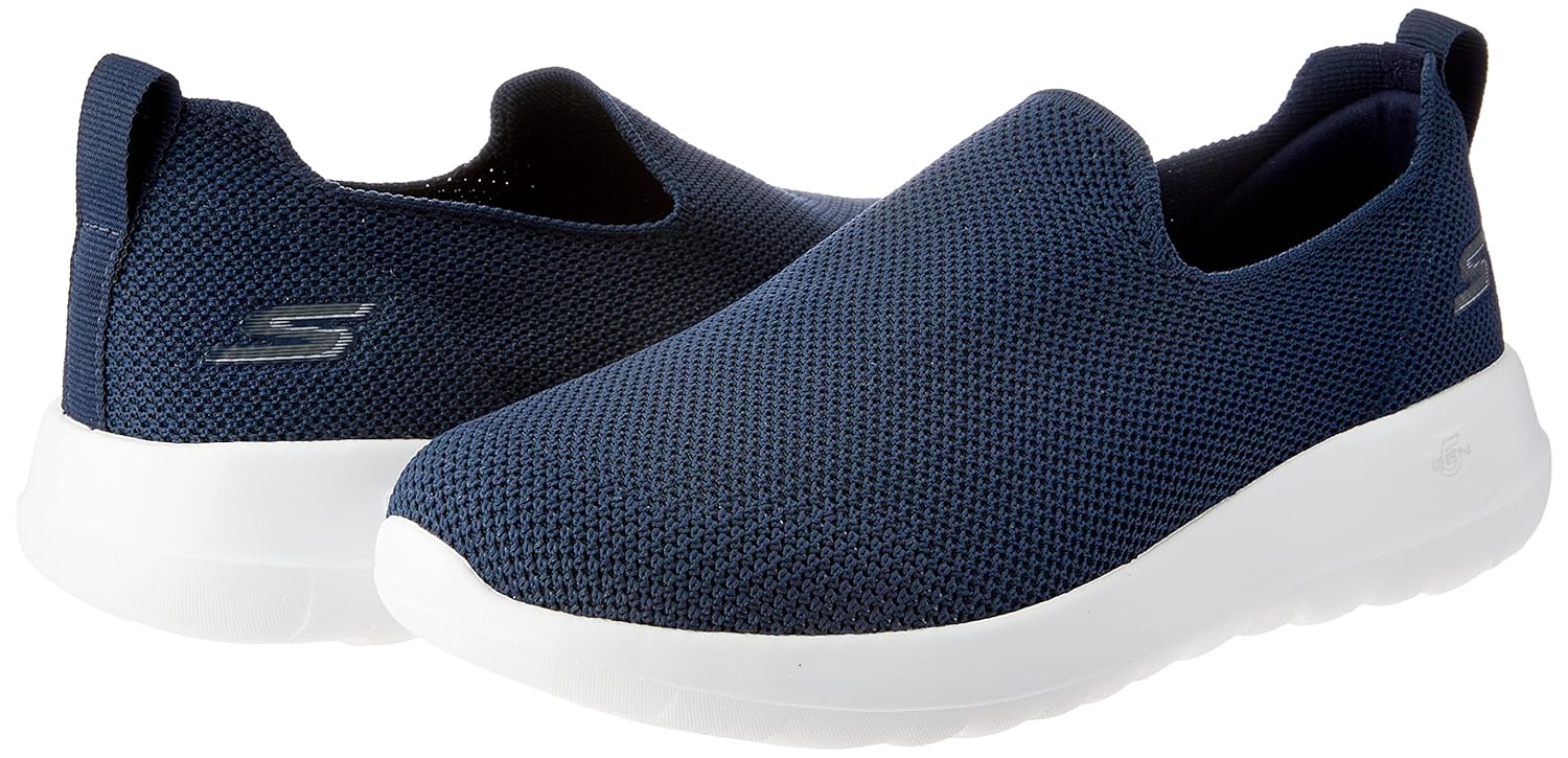 Tênis Skechers Go Walk Max, Masculino em promoção! Veja a oferta e mais achadinhos de Tênis 7 Hoje é o melhor dia para comprar Tênis Skechers Go Walk Max, Masculino com aquele preço maroto! Promoção! Aproveite a oferta! 7