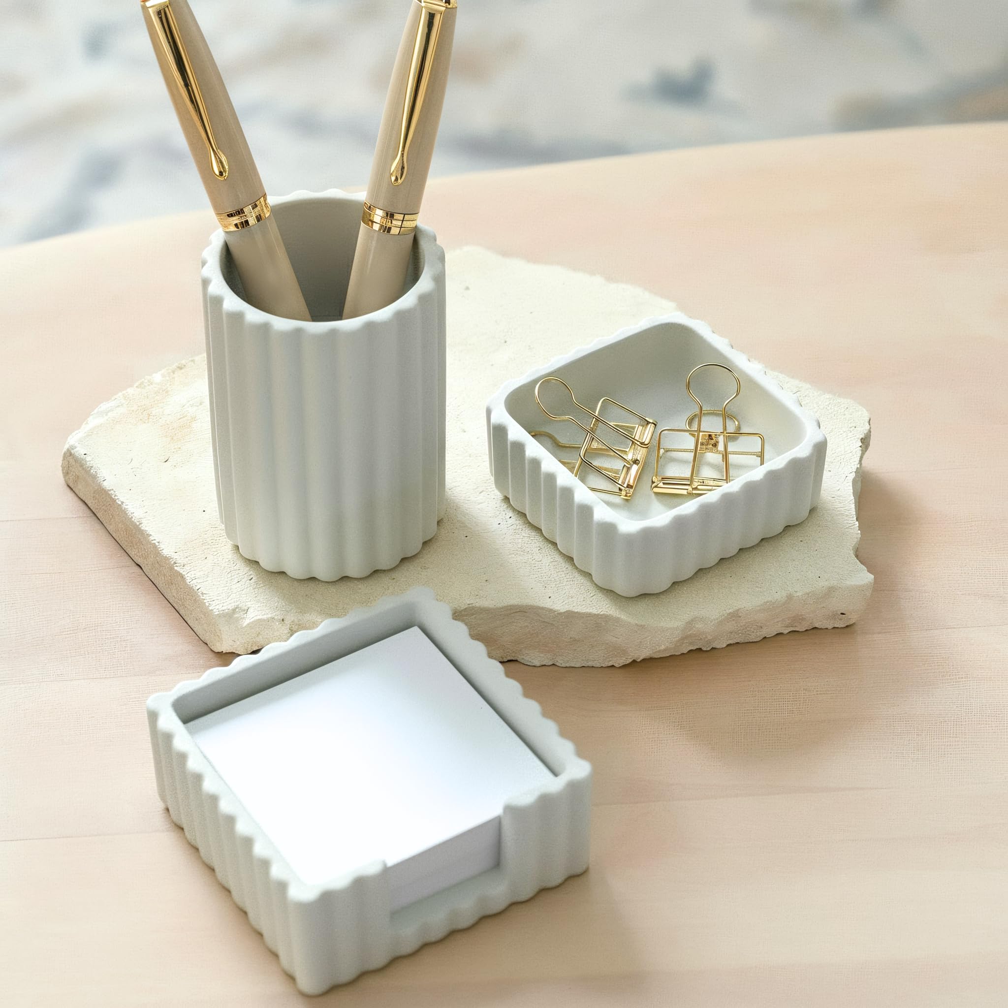 KIBAGA Set di 3 accessori da scrivania estetici moderni, eleganti organizer in cemento per penne e forniture per ufficio, un'aggiunta carina e funzionale all'arredamento del tuo spazio di lavoro