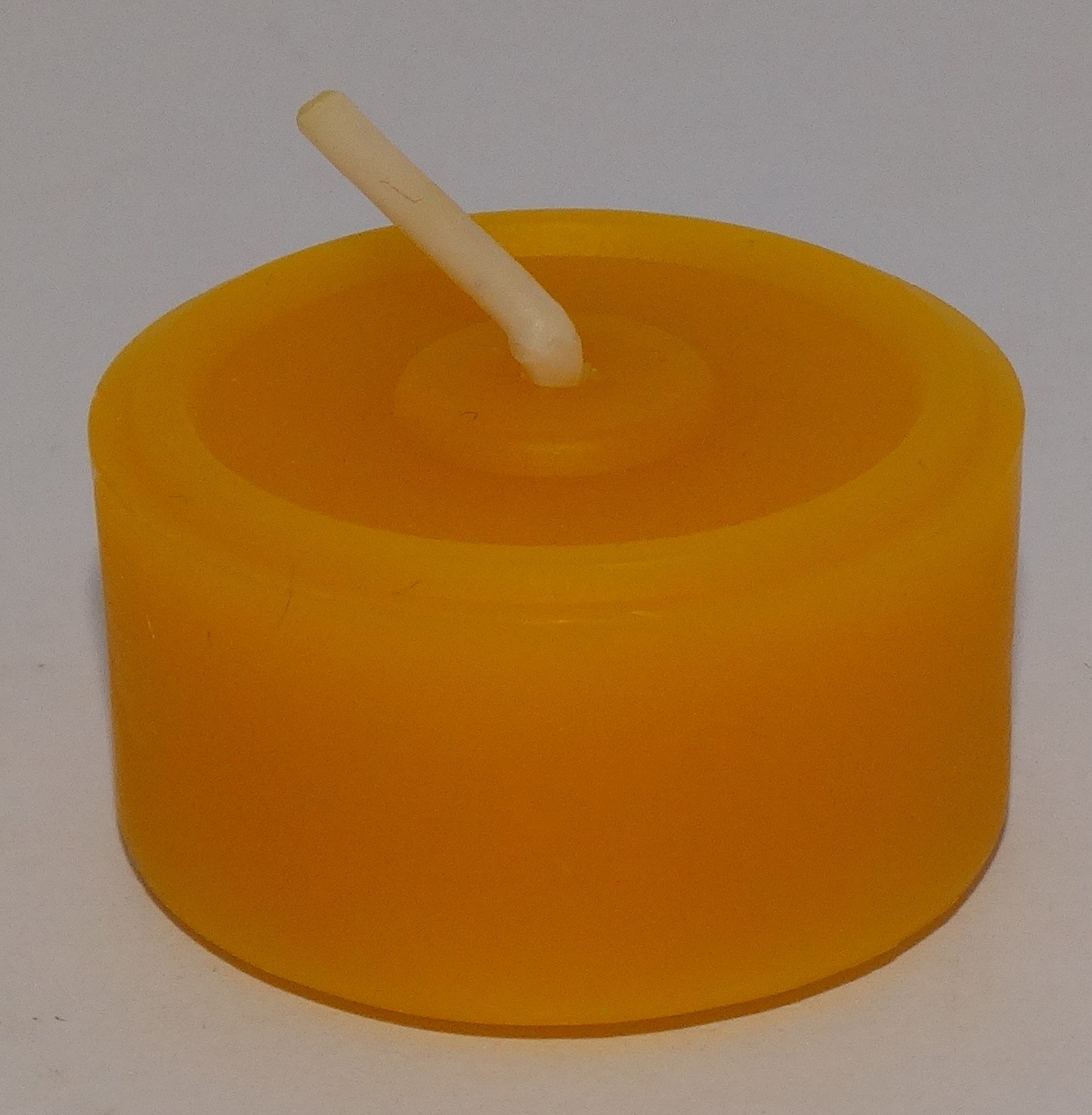 60 velas de té de 100 velas de cera de abejas hechas a mano directamente por el apicultor, paquete de ahorro de relleno, difunde un aroma intenso y agradable de cera de abeja y emite un