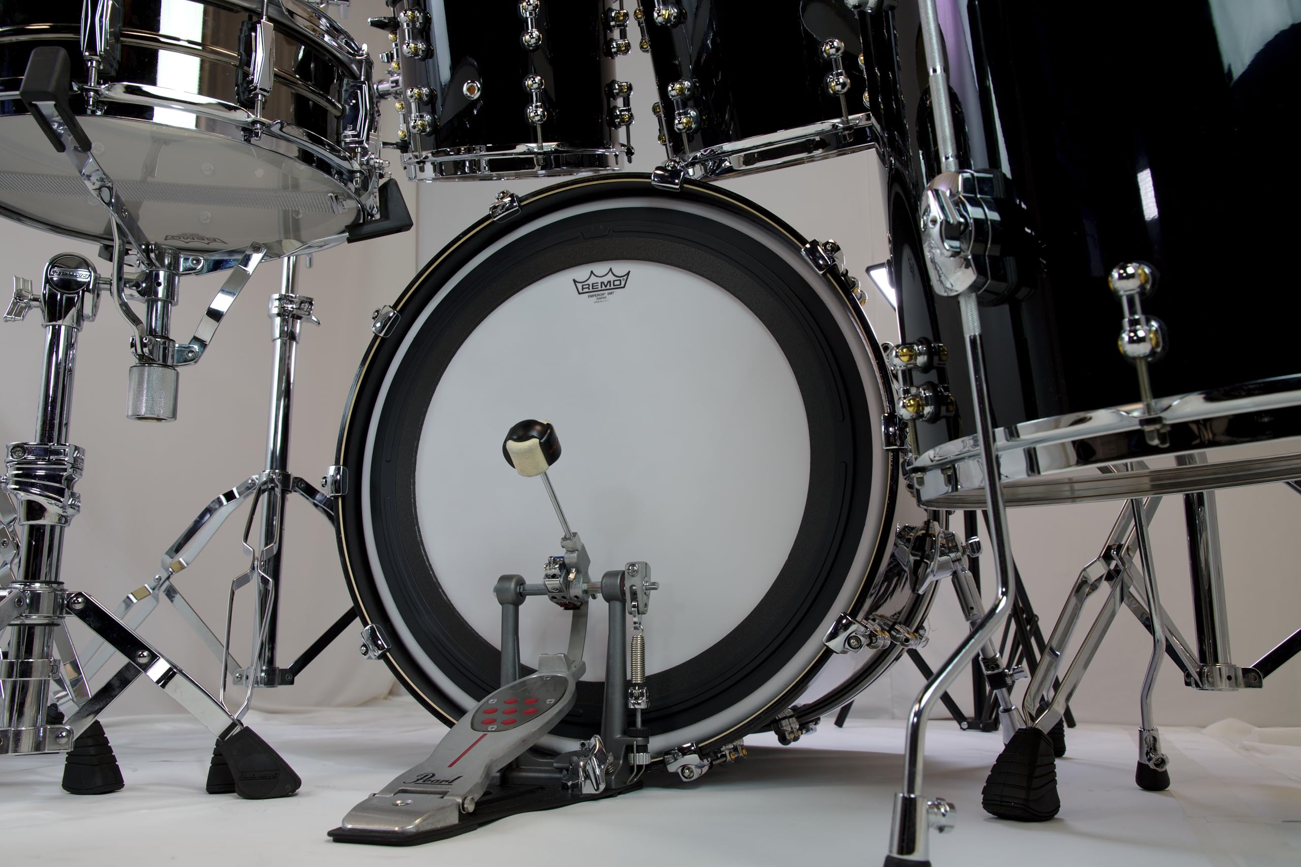 Amazon.com: Remo Emperor SMT Coated Drumhead - 18 Inch (BB-1118-00