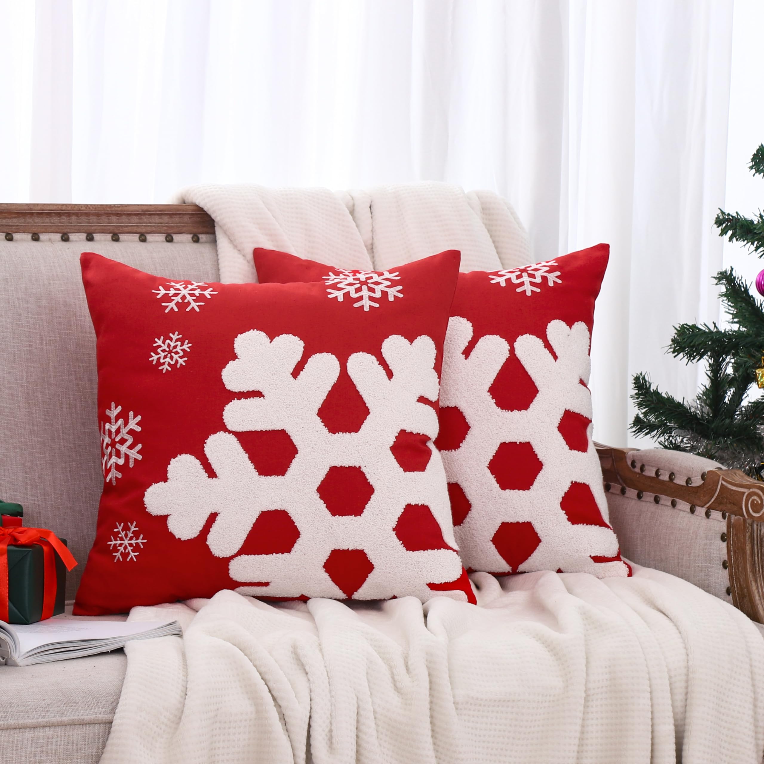 VAKADO Christmas Cushion Covers Snowflake Throw Pillow Cover Embroidery Decorative Outdoor Winter Holiday Soft Square Home Decor for Couch Bed Sofa Chair Car 18x18 Set of 2 Pillowcases?Red?