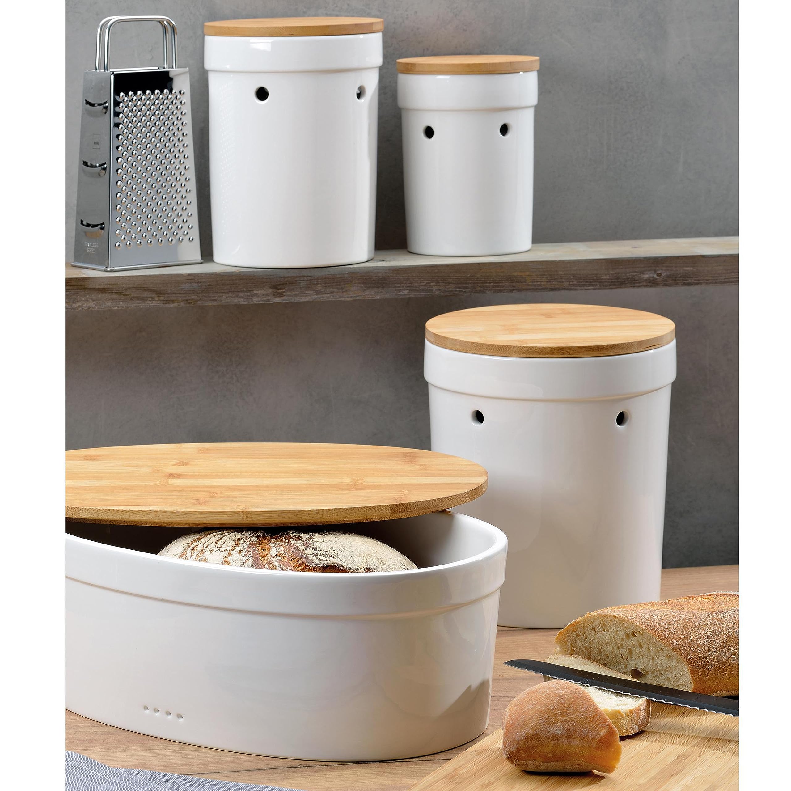 kela Kartoffeltopf Salena, Durchmesser 20 cm, Keramik, weiß, rund, abnehmbarer Bambusdeckel, seitliche Luftlöcher, 12068