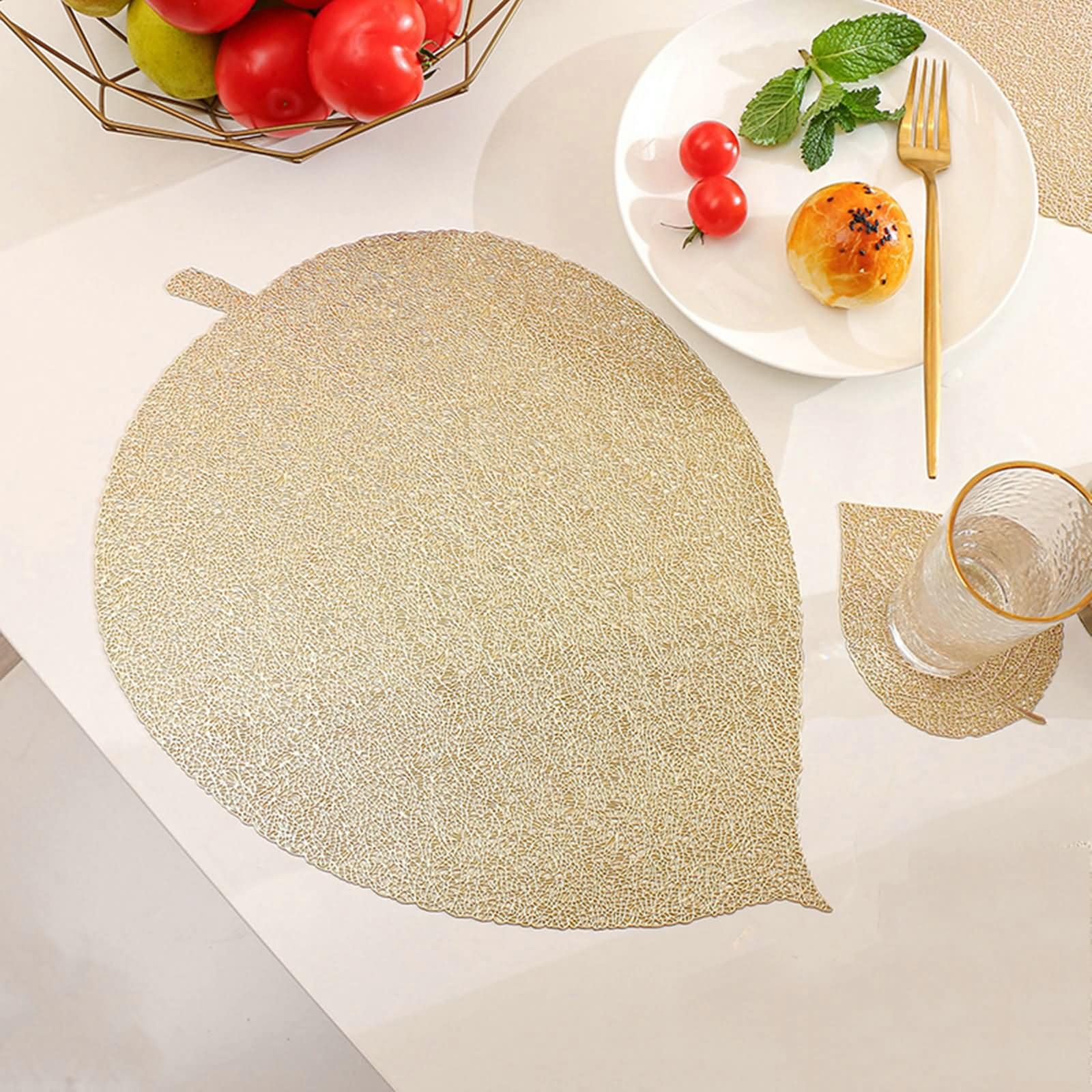 10 Pezzi Tovaglietta Antiscivolo Colazione,36 x 38 CM, PVC,Foglia,Tovagliette Americana Oro Lavabili