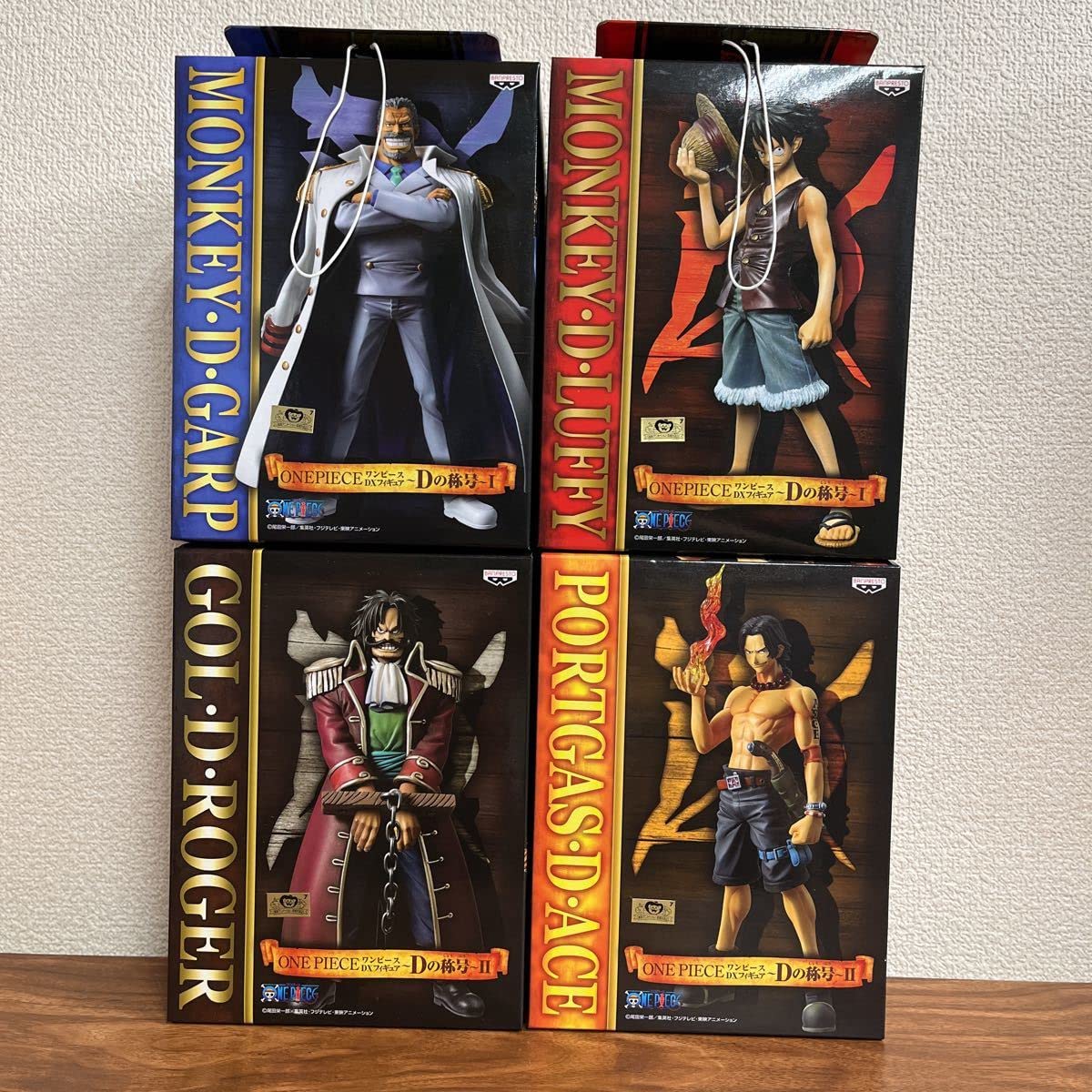 Amazon | 美品ワンピースDXフィギュアDの称号Ⅰルフィ・ガープDの称号 