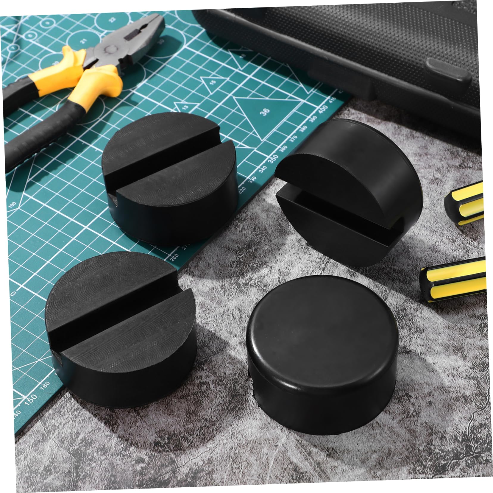 Mobestech 12pezzi Tampone Gomma per Cric Supporto per Martinetto Pad Antiscivolo per Auto e Camper Adatto per Officine e Cantieri Facile da Usare e Resistente