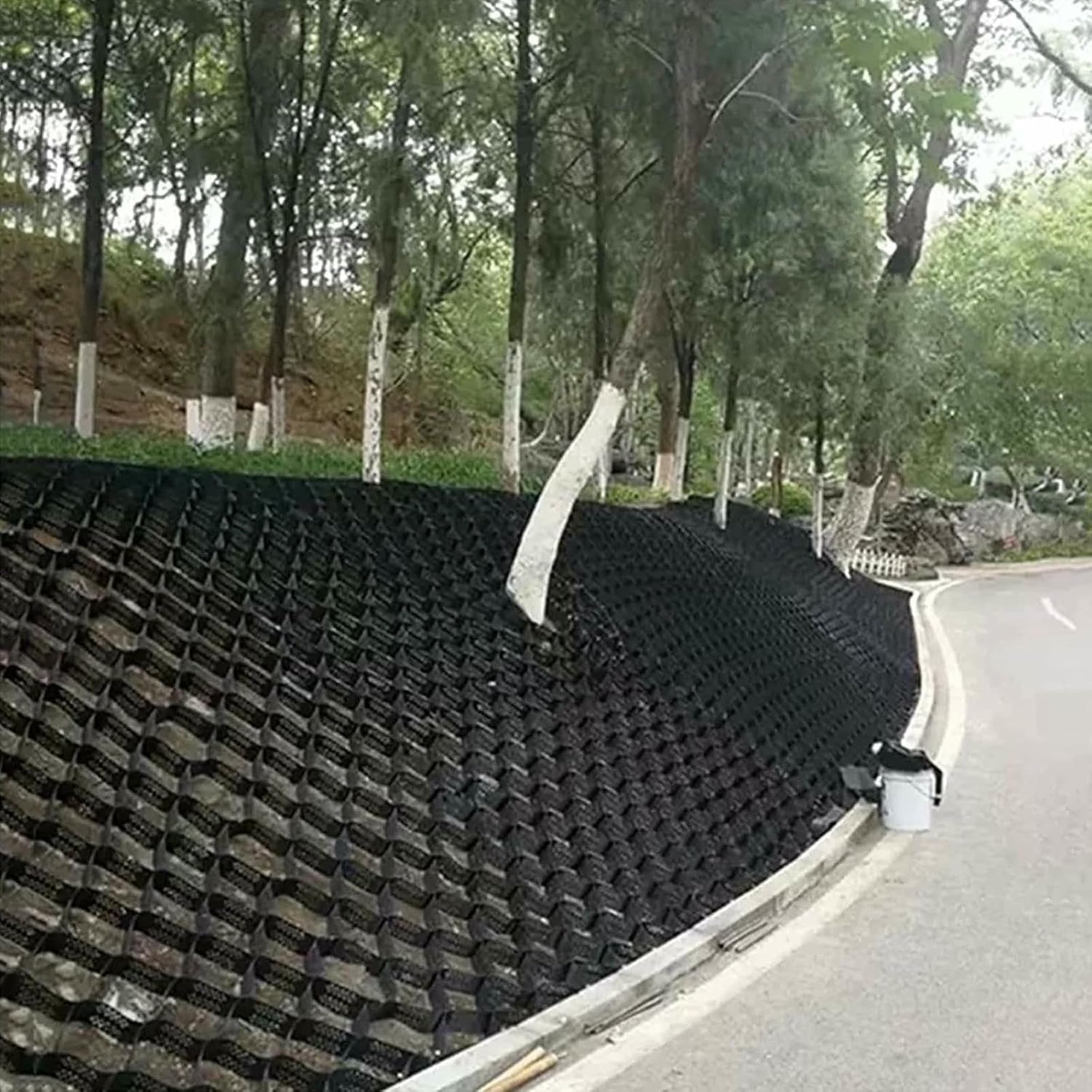 Grille de sol en nid d'abeille 5 x 6,5 m pour stabiliser vos graviers