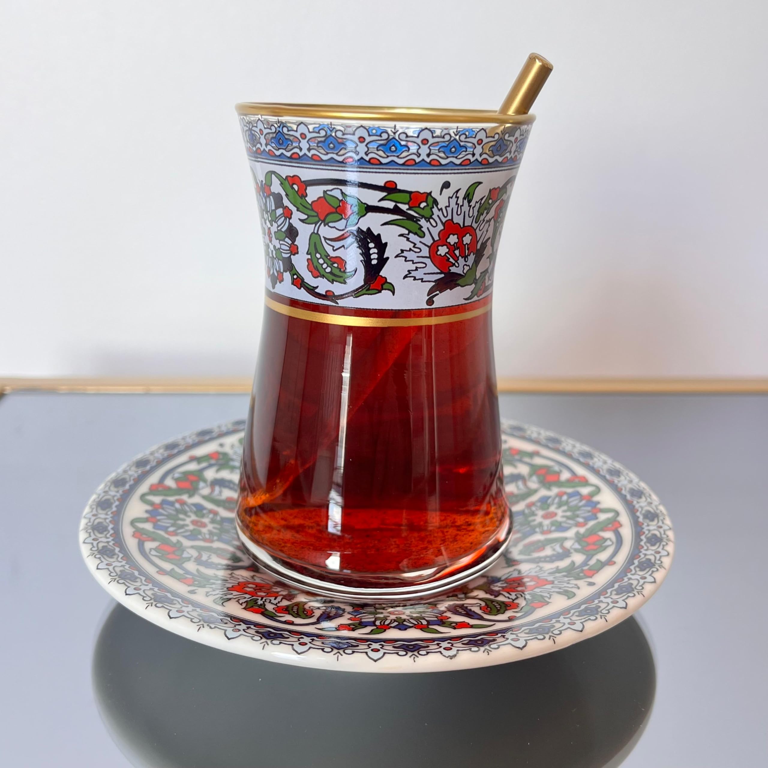 Handgefertigte türkische Teegläser mit Untertassen, altmodische türkische Teetassen, Vintage-Teegläser, 6er-Set, arabisches Trinkgeschirr, Vintage-Stil, persisches und marokkanisches Glas
