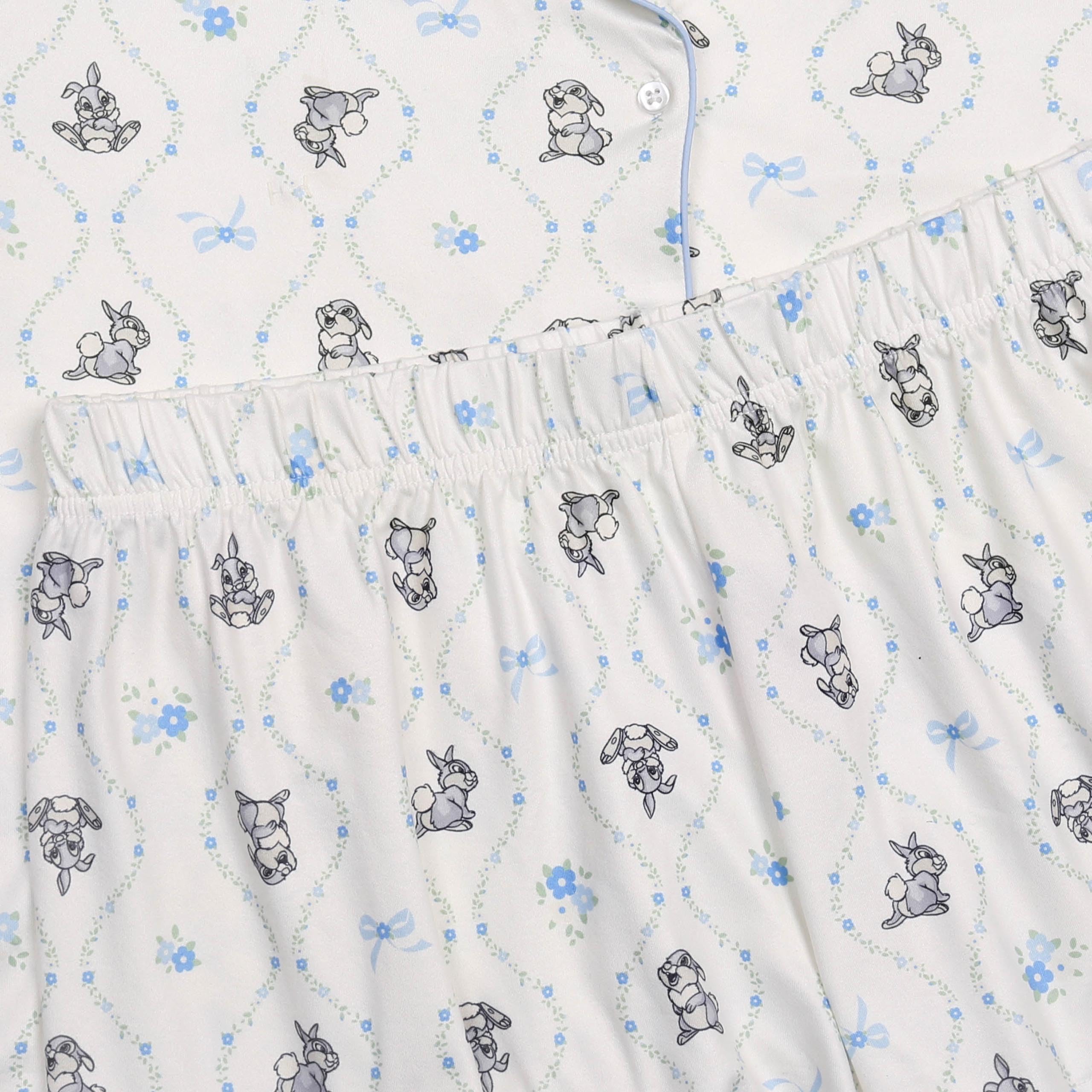 sarcia.eu Pijama de Mujer con Botones, Dos Piezas para el Verano, (Winnie, Bambi Thumper, Minnie Mickey) de Manga Corta