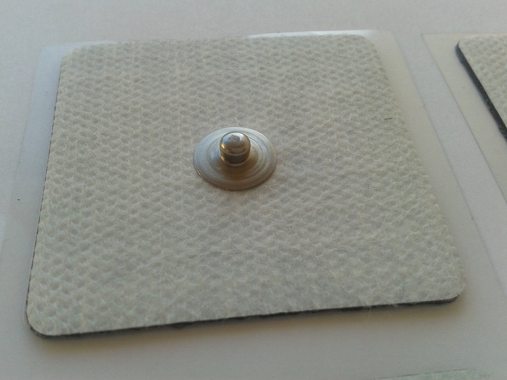Globus Pack de 2 électrodes Myotrode PLATINUM 50X100 double entrée Globus Pack de 2 électrodes Myotrode PLATINUM 50X100 double entrée