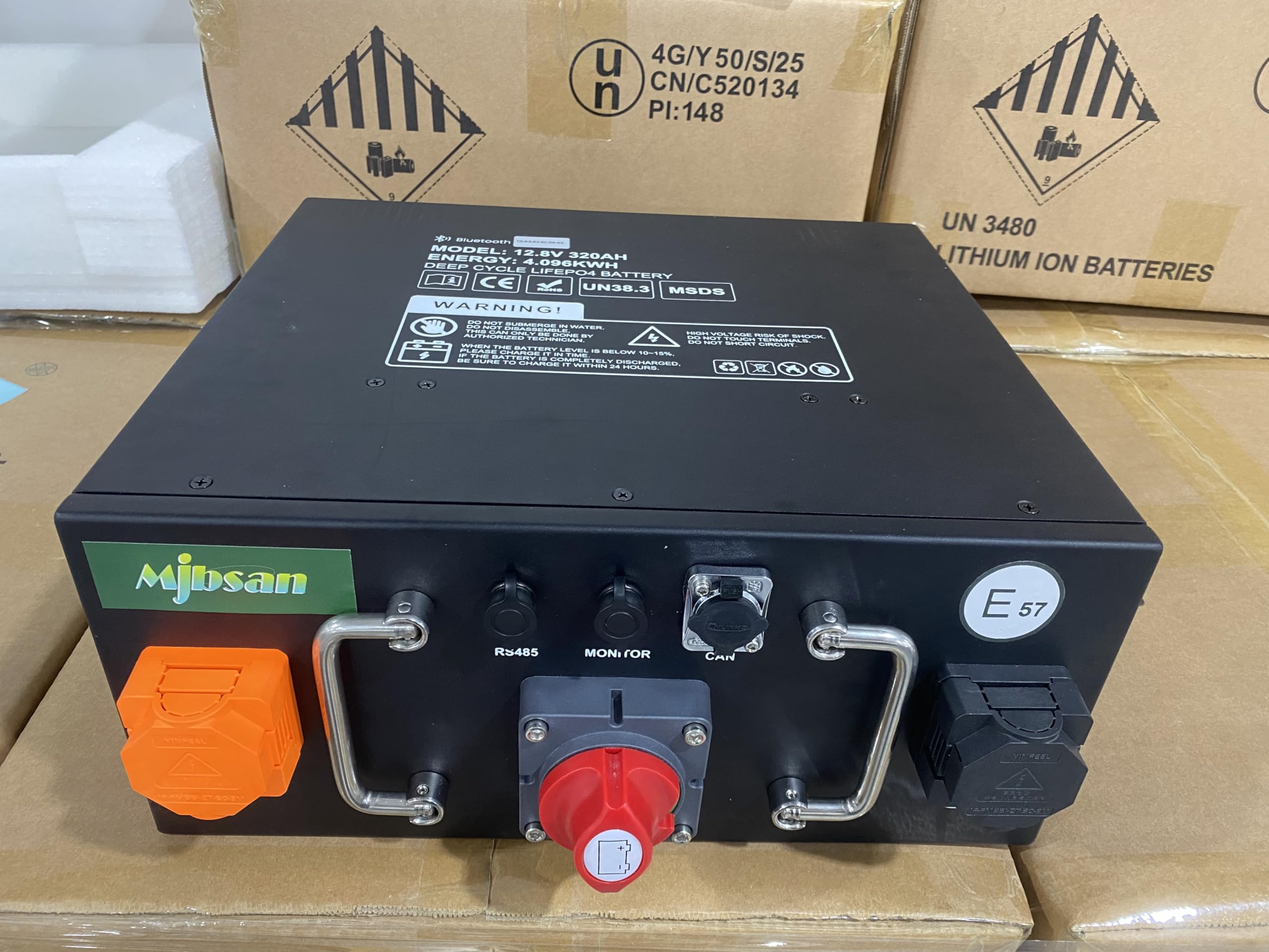 Akumulator LiFePO4 12 V, 320 Ah, certyfikat ECE R10 z wbudowanym BMS 250 A, ochrona przed niską temperaturą, 12000 cykli i 10-letnia żywotność, do przyczep kempingowych, instalacji solarnych