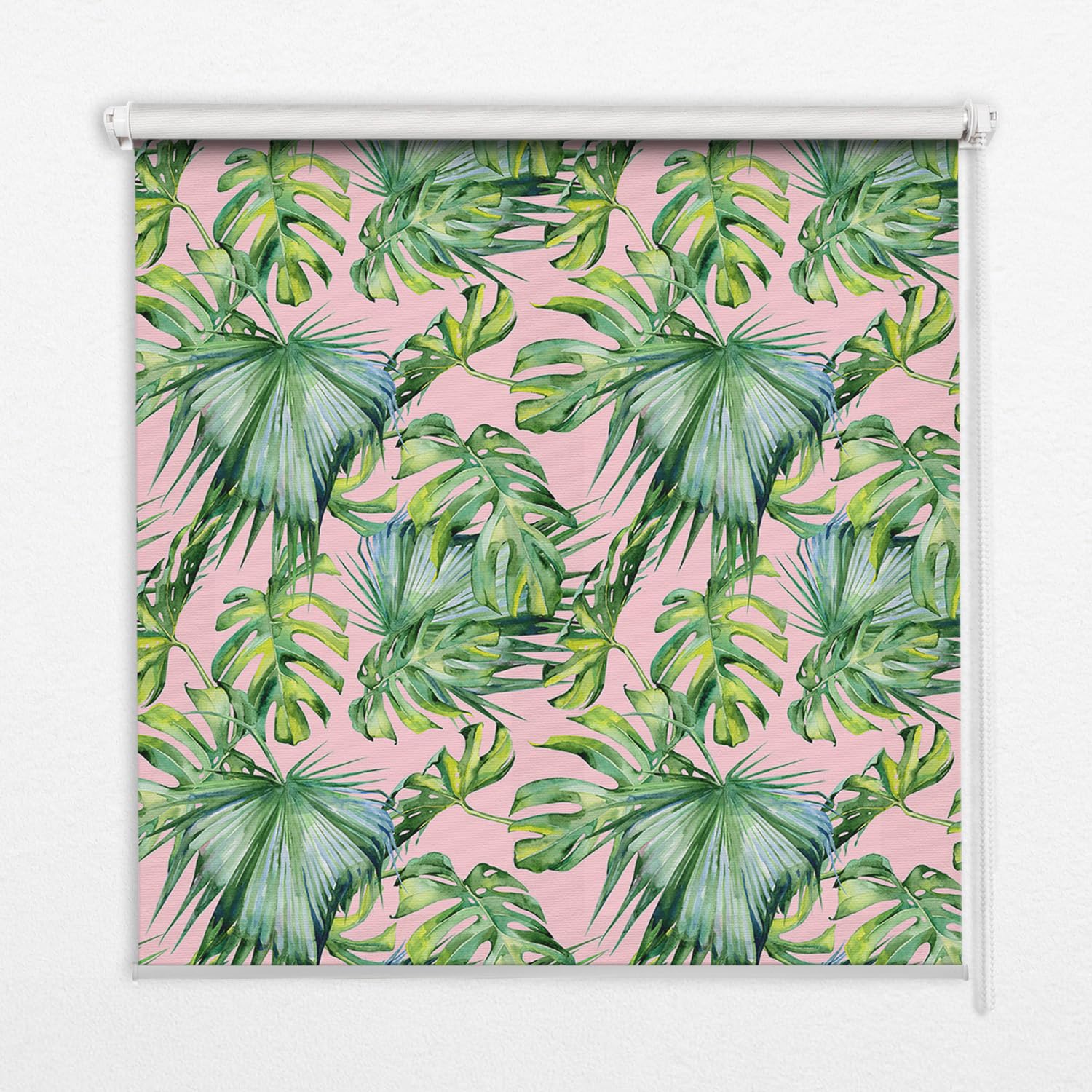 Store enrouleur occultante sans perçage pour bloquer la lumière avec son décor tropical