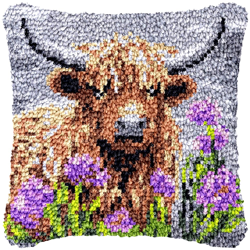 Highland Cow and Purple Hydrangea Latch Hook Kits Pillow with Printed Canvas Cushion Crochet Yarn Embroidery Hook and Latch Kit DIY Throw Pillowcase Christmas Decoration 43x43cm