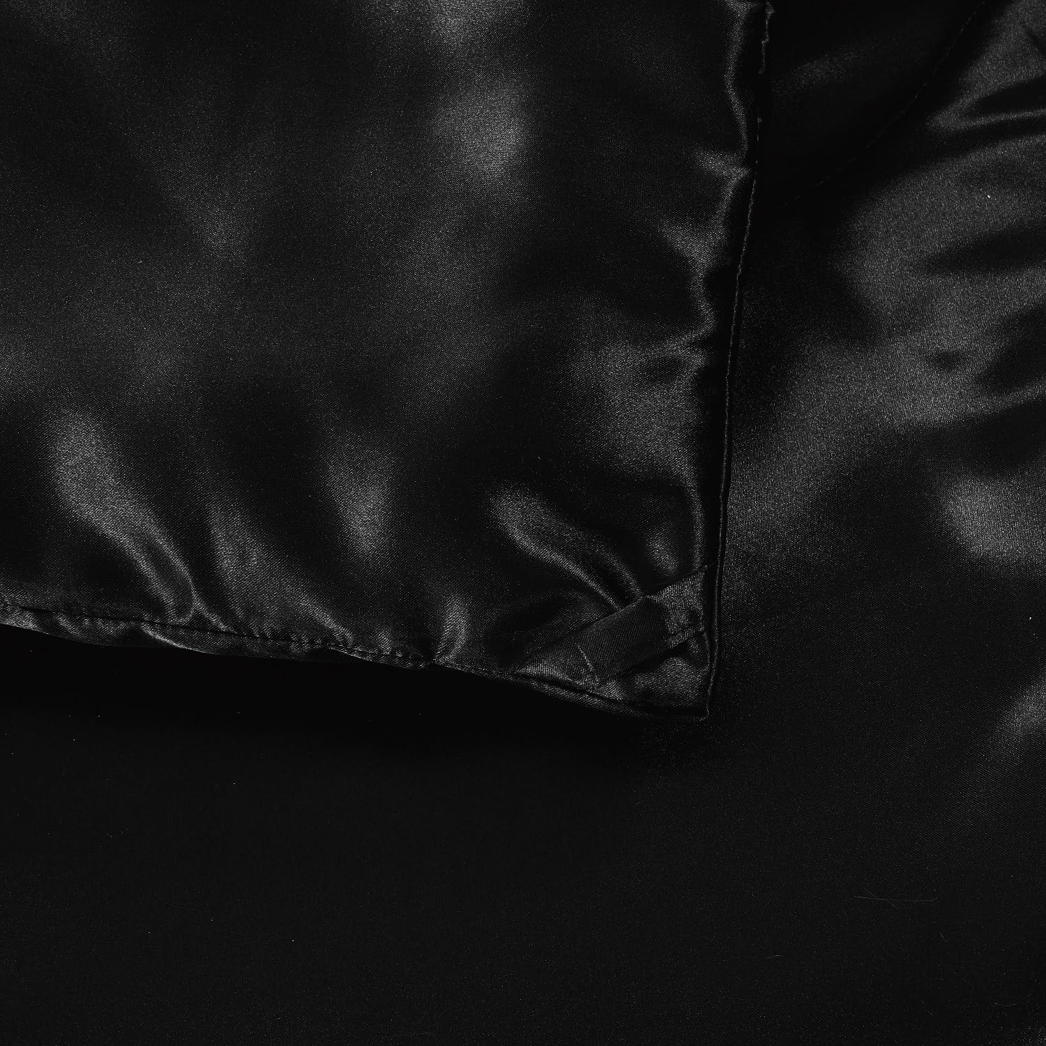 Black Satin Silky Comforter Set Queen Size Summer Cooling Glossy Quilt Set Smooth Touch Luxury Hotel Silk Like Satin Duvet Down Alternative Comforter with 2 Pillowcases for All Seasons - Image 6