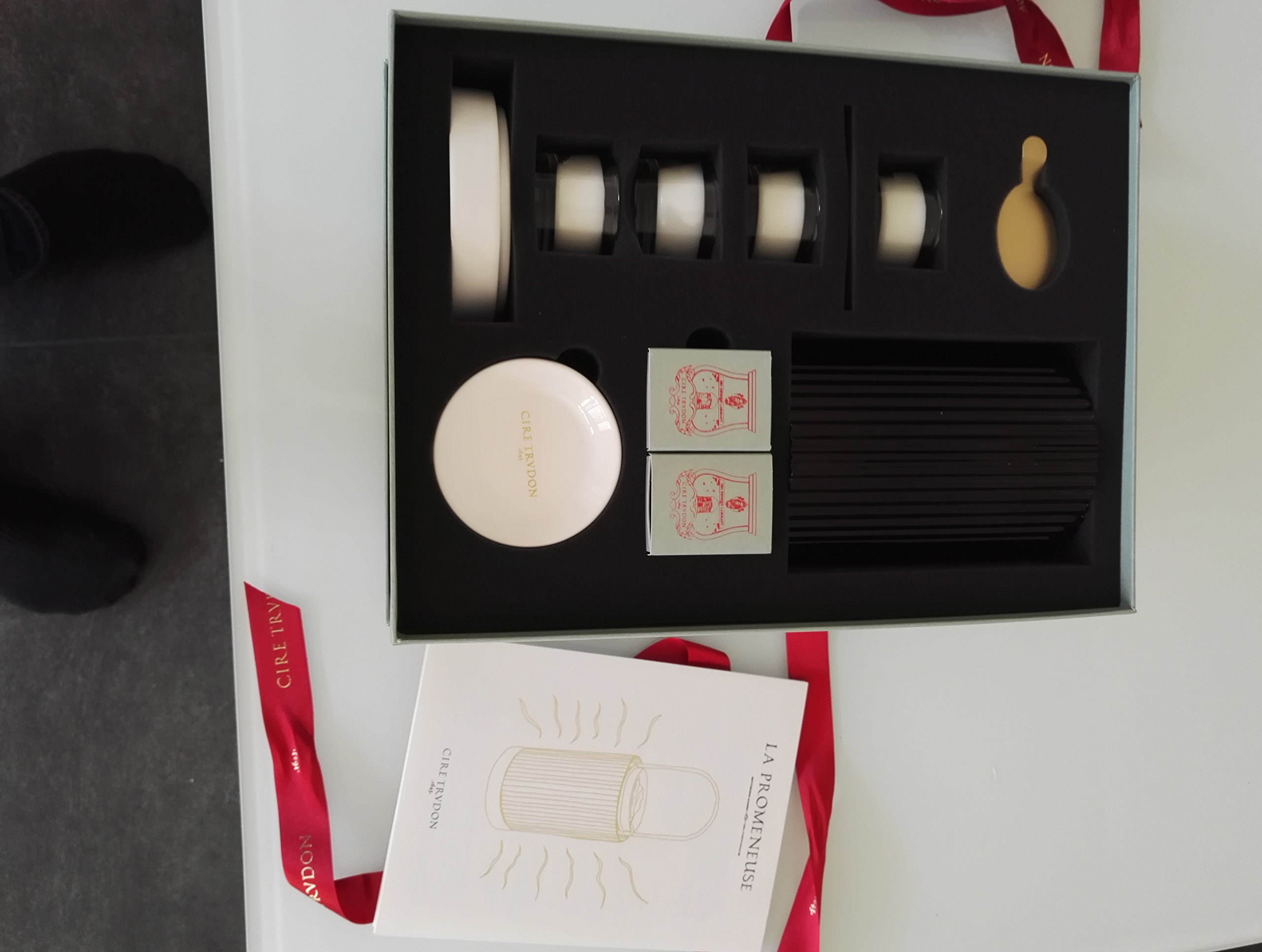 Amazon.co.jp: Cire Trudon Le Promeneuse ワックスディフューザー