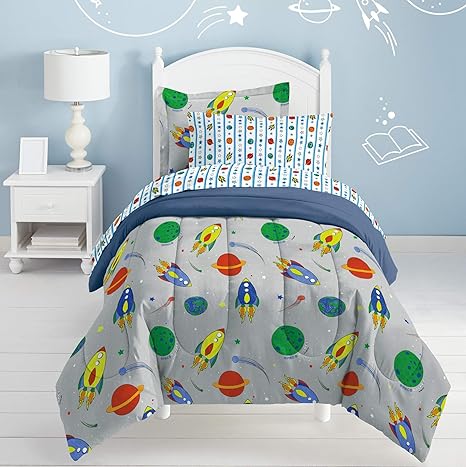 rocket ship comforter