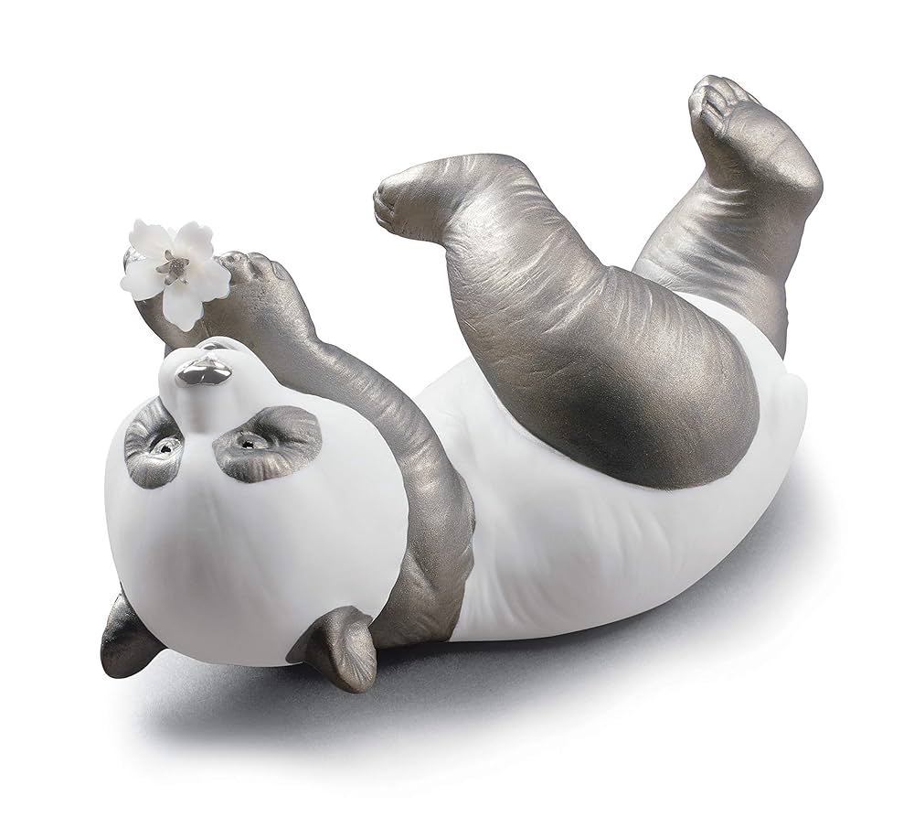 LLADRO パンダ 置物 陶器製　高級　ブランド　人気 LLADRO パンダ 置物 陶器製 高級 ブランド 人気
