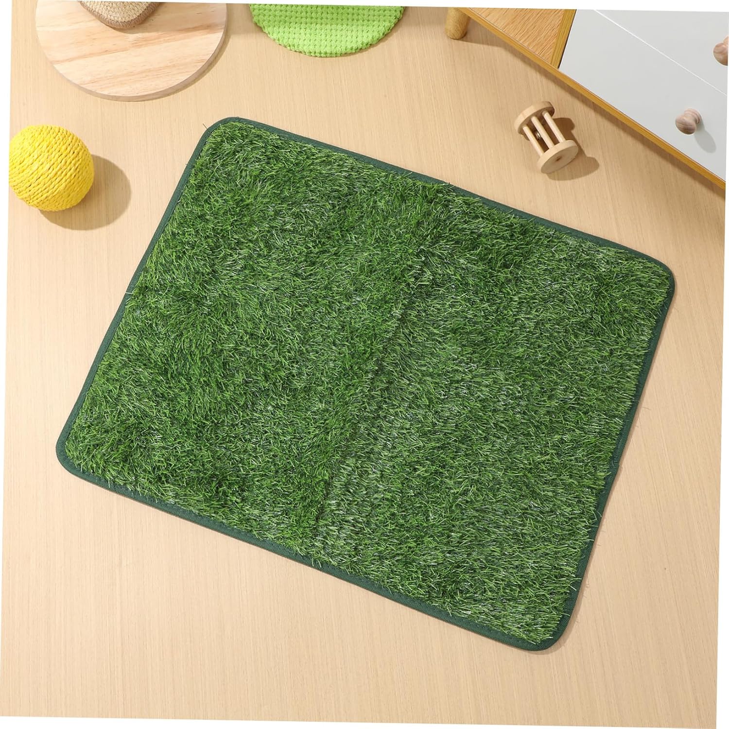 Wear Resistant Decorative Pet Pee Pad with Replaceable Fake Grass for Indoor Outdoor Use Absorbent Dog Potty Mat Suitable for Travel Cage and Home