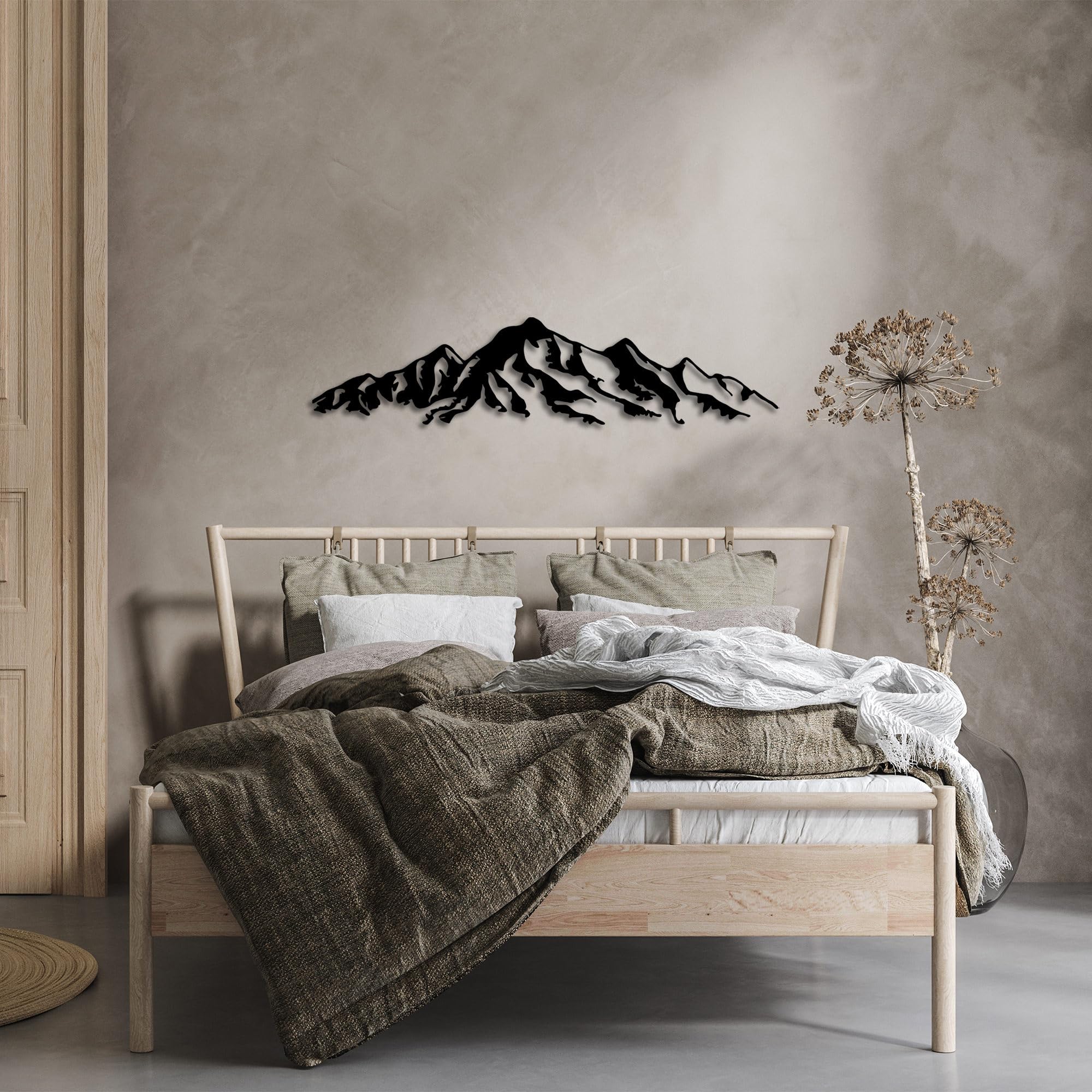 Stylish Black Decorative Metal Wall Accessory, 16 x 68 cm, 100% Metal, 1.5 mm Thickness, Perfect for Home Decor and Modern Spaces