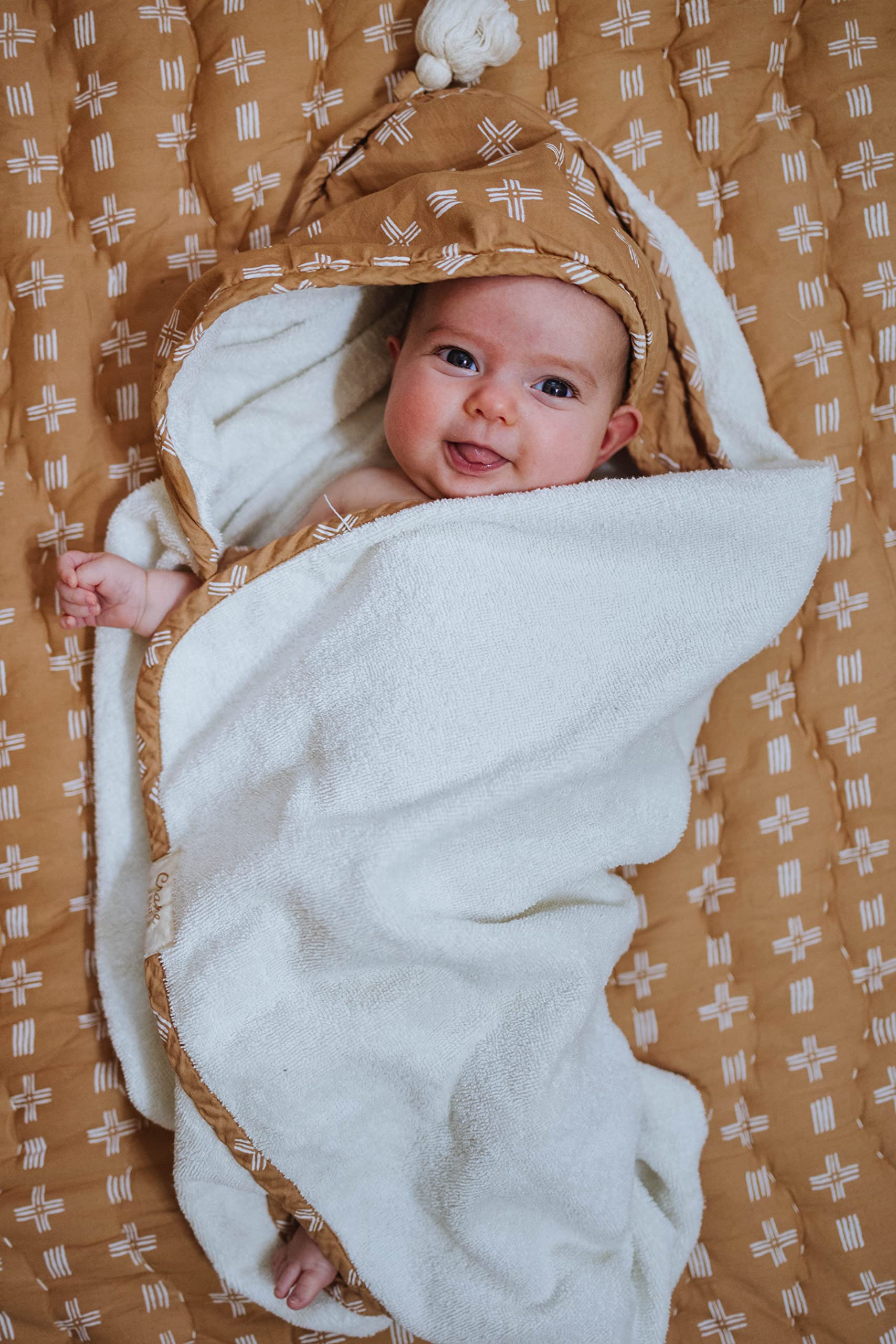 Crane Baby Toalla con Capucha para bebé para niños y niñas, Color Crema y Beige, 76 cm de Ancho x 76 cm de Alto