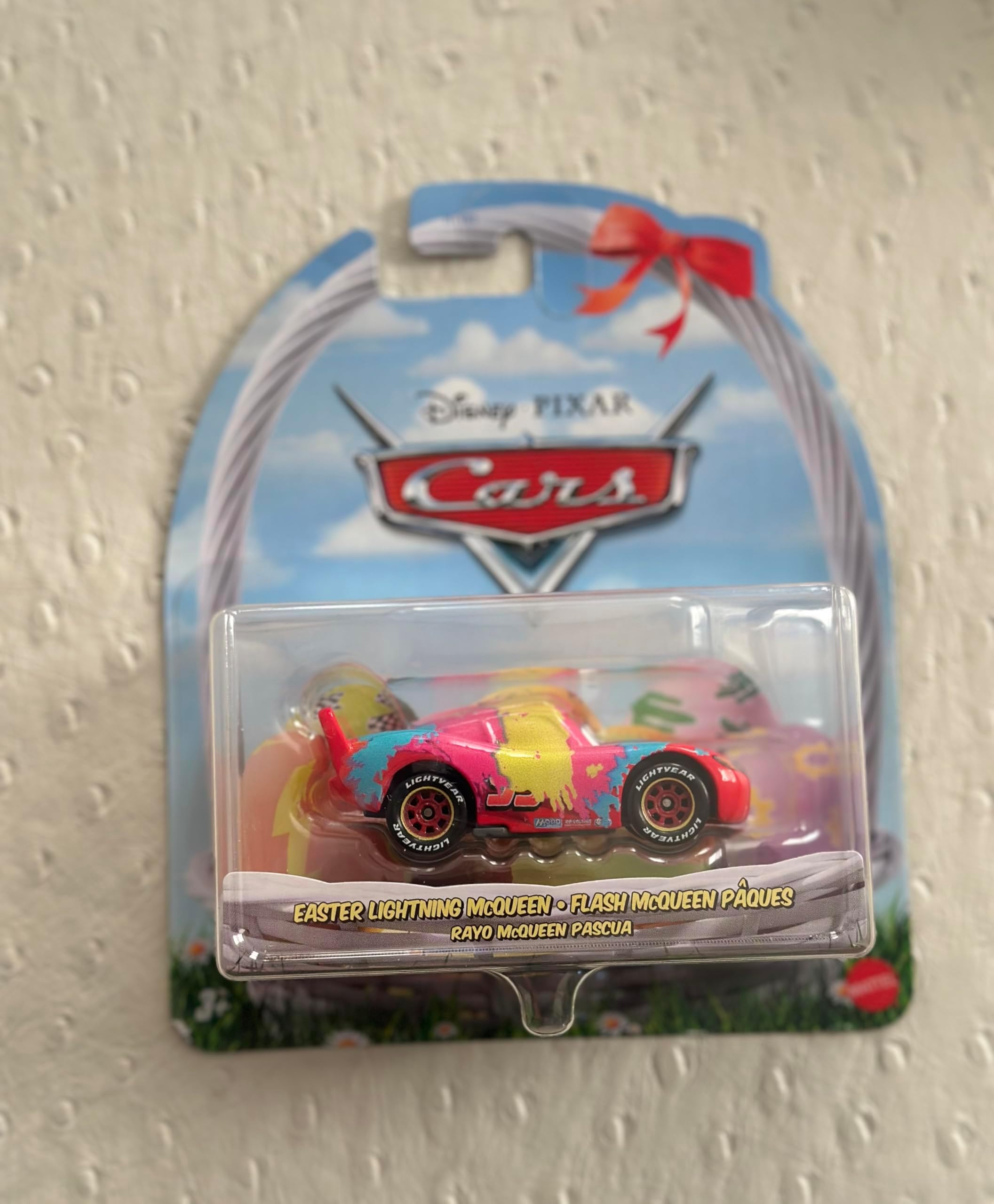 Disney Cars Easter Collection Easter Lightning McQueen 1:55 Scale Diecast Vehicle