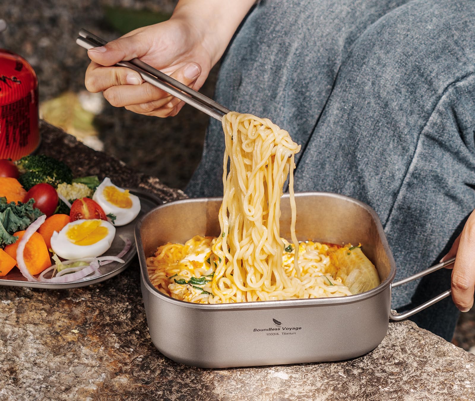 iBasingo 1000ml Titan Militärisches Mess Tin Camping Pan mit Deckel & Klappgriff Outdoor Brapfanne Lunch Boxen Bushcraft Brotdose Große Bentobox Kochgeschirr Leichte Schüssel Dinner Box Ti2084C