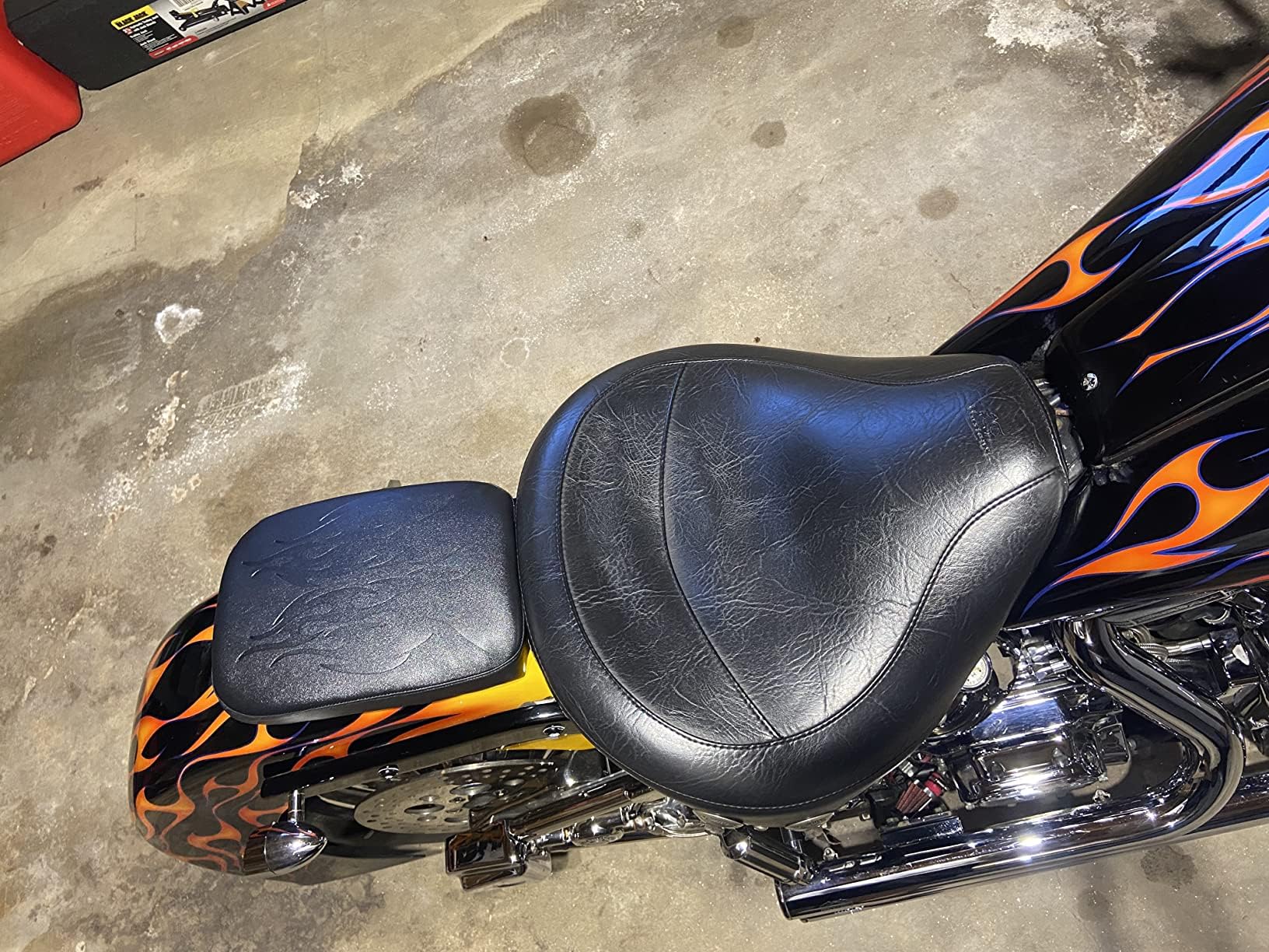Cuscino Ventosa Moto 8 Ventosa Posteriore Sedile Passeggero Sellino per Harley Cruiser Chopper Modello Teschio