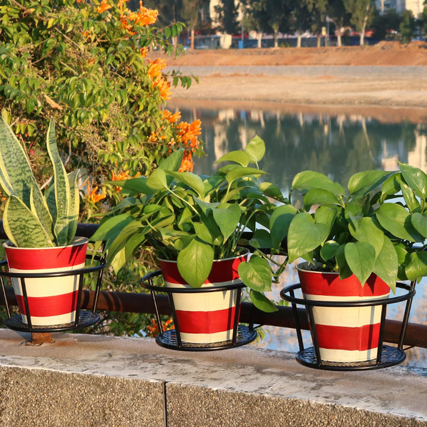 3 Piezas Soporte Para Macetas Exterior, Soporte Flores Redondo Gancho, Estante Hierro Plantas Colgantes, Titular De Maceta Colgante, Adecuado Para Balcón, Jardín, Valla, Interior y Exterior
