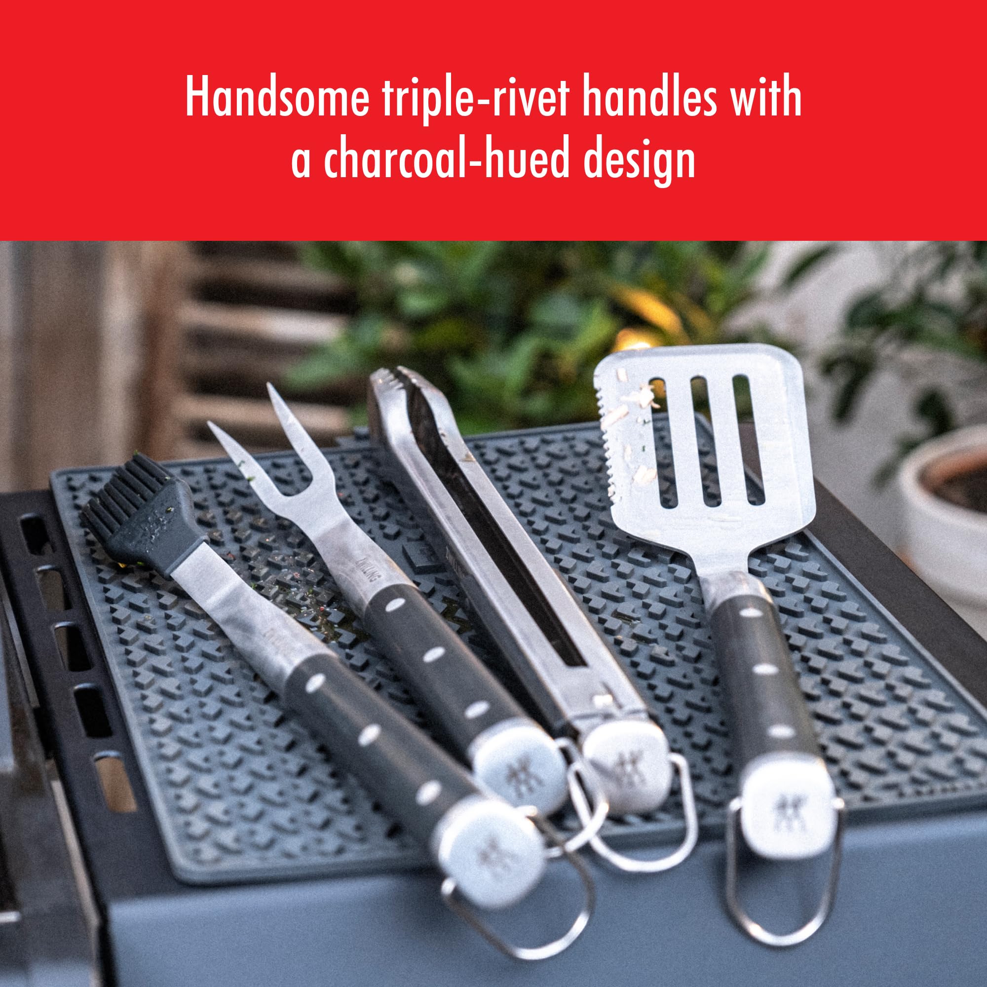 ZWILLING BBQ+ Pinzas para parrilla de 43 cm, pinzas de acero inoxidable con triple remache con agarre antideslizante, mecanismo de bloqueo y mango largo, resistentes al calor y aptas para lavavajillas