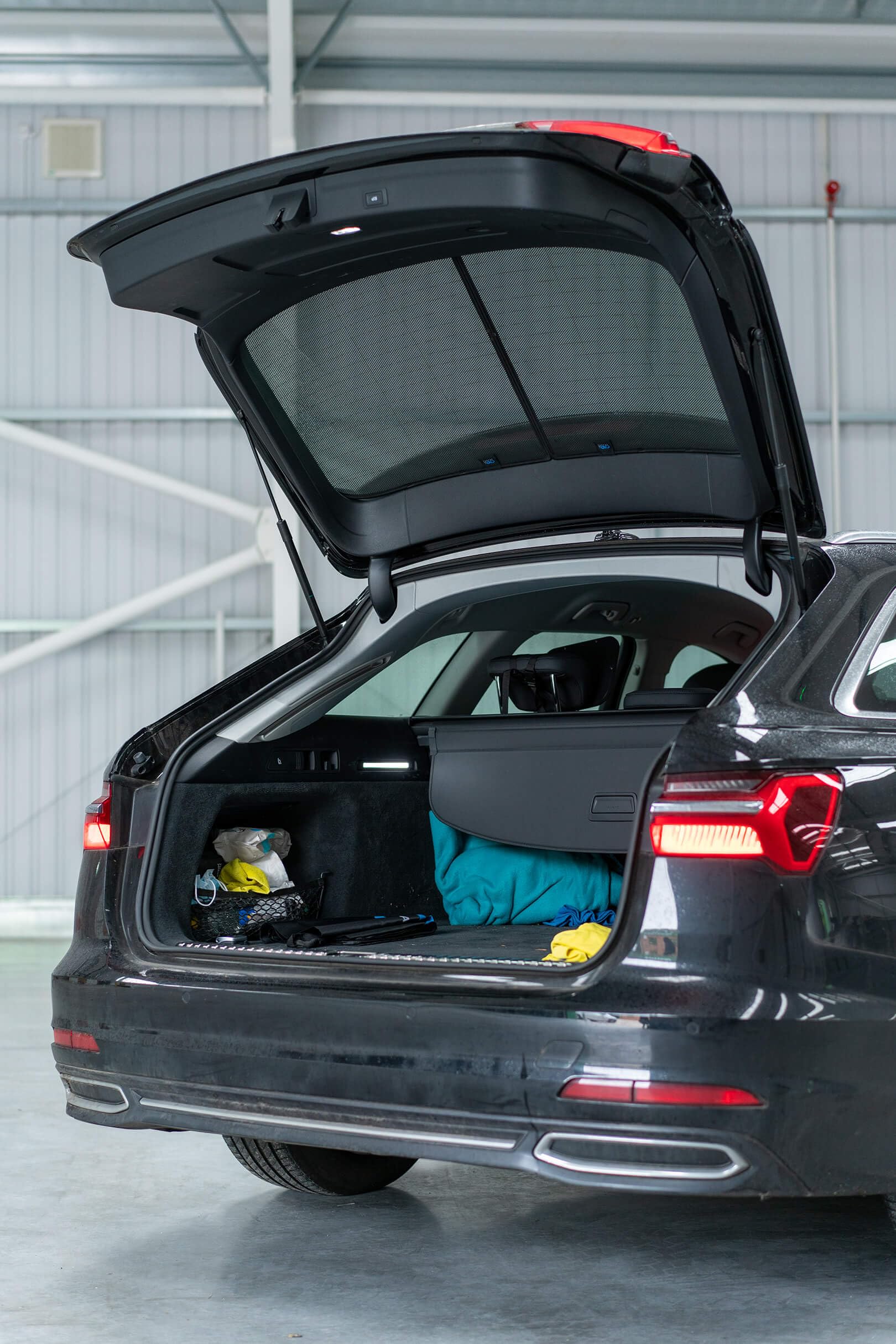 CAR SHADES zestaw kompatybilny z Audi A6 C8 Avant 2018- (6 sztuk) - niestandardowe osłony przeciwsłoneczne do samochodów
