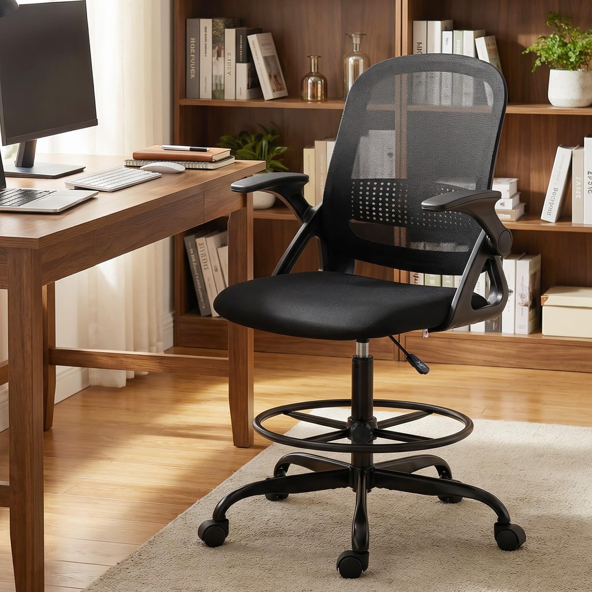 HOMCOM Sedia da Ufficio Ergonomica, Sedia a Rete Girevole 120kg Nero | Altezza e Anello Poggiapiedi Regolabile, Poltrona per Scrivania, Supporto Lombare, Braccioli Ribaltabili, Casa, Lavoro