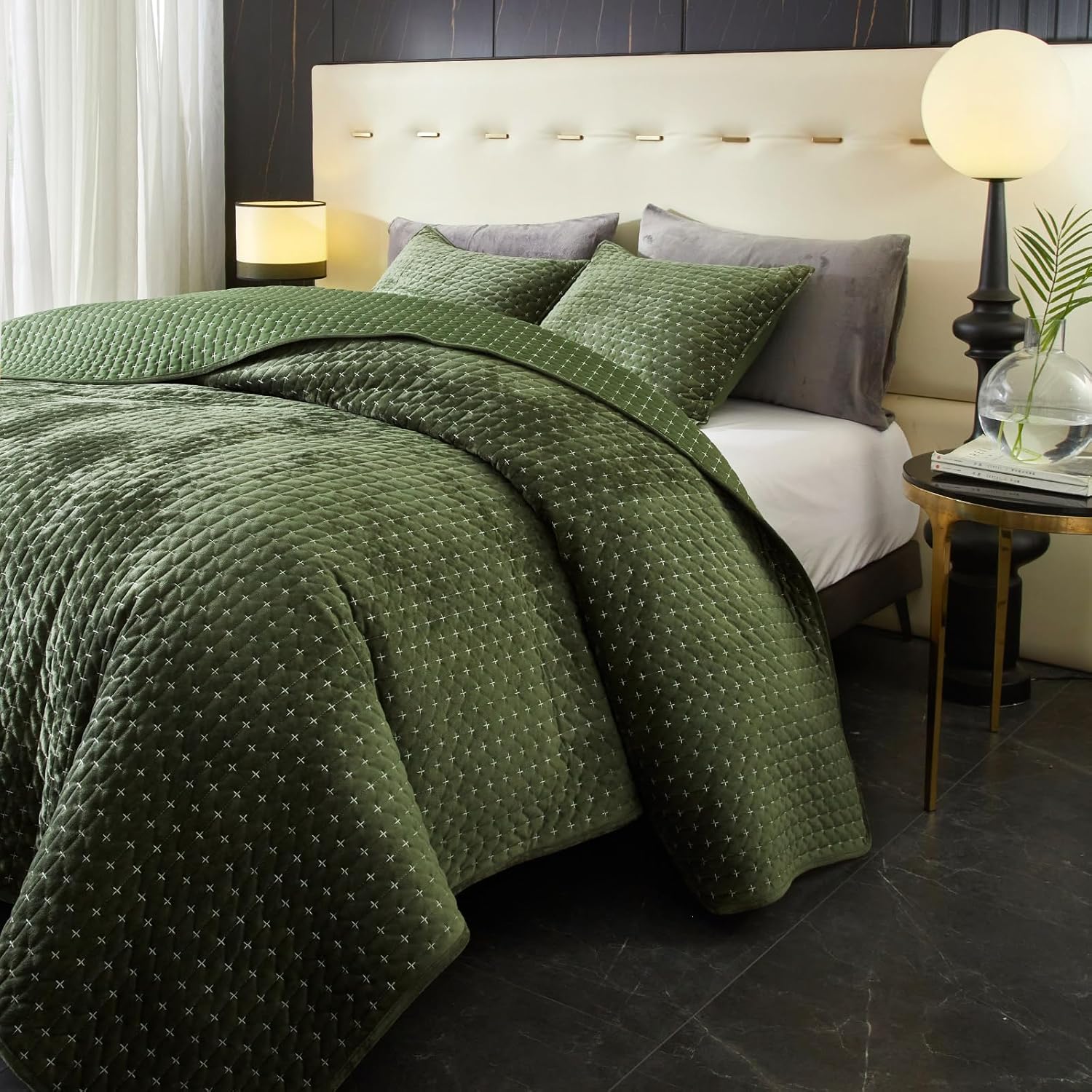 Powdion Velvet Quilt Queen Size, with 2 Pillow Shams, Army