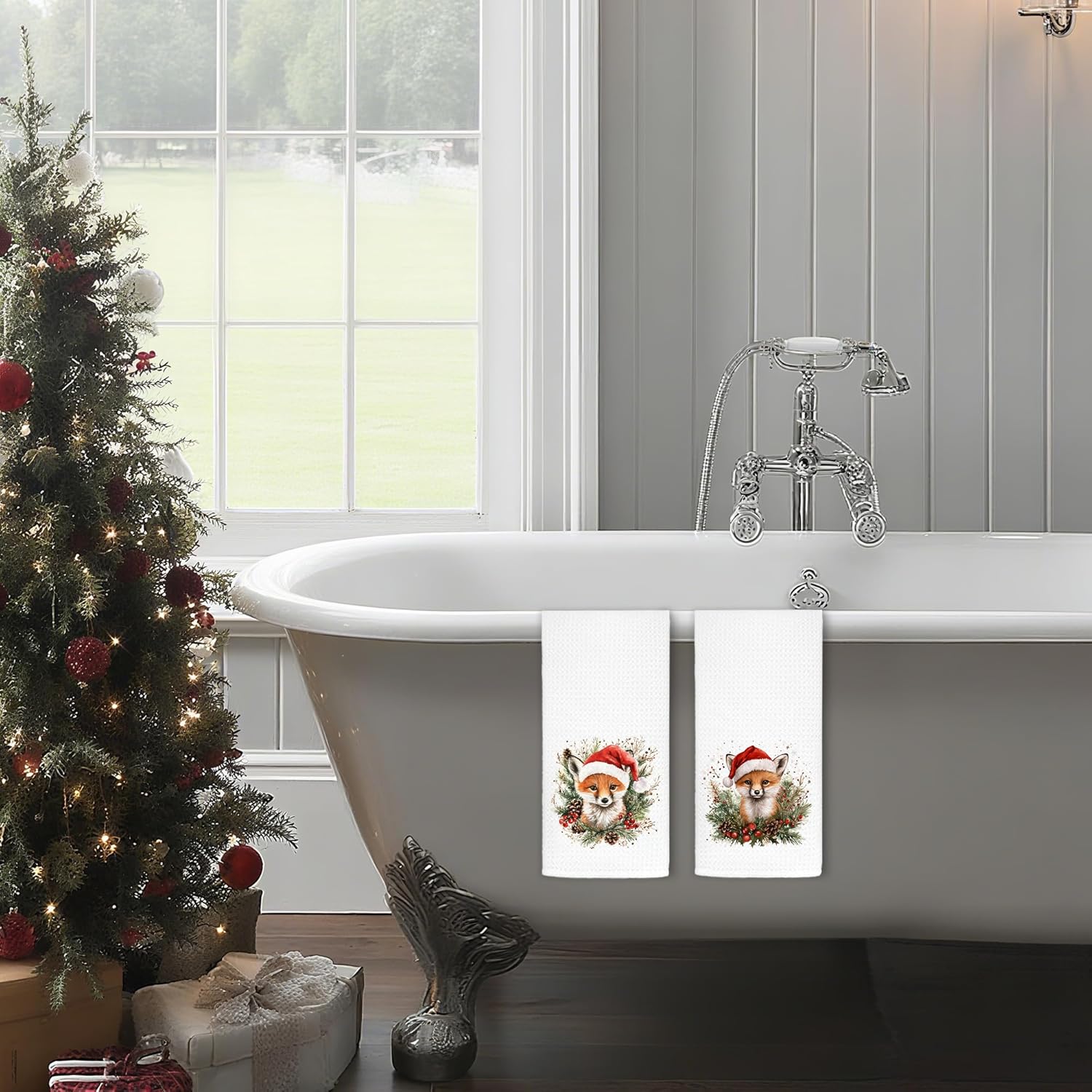 Christmas Fox Kitchen Dish Towels, Fox Lover Gifts, Funny Santa Forest Animal Decorative Hand Towels for Bathroom, Christmas Kitchen Bathroom Decor, 16x24 Inch Set of 2