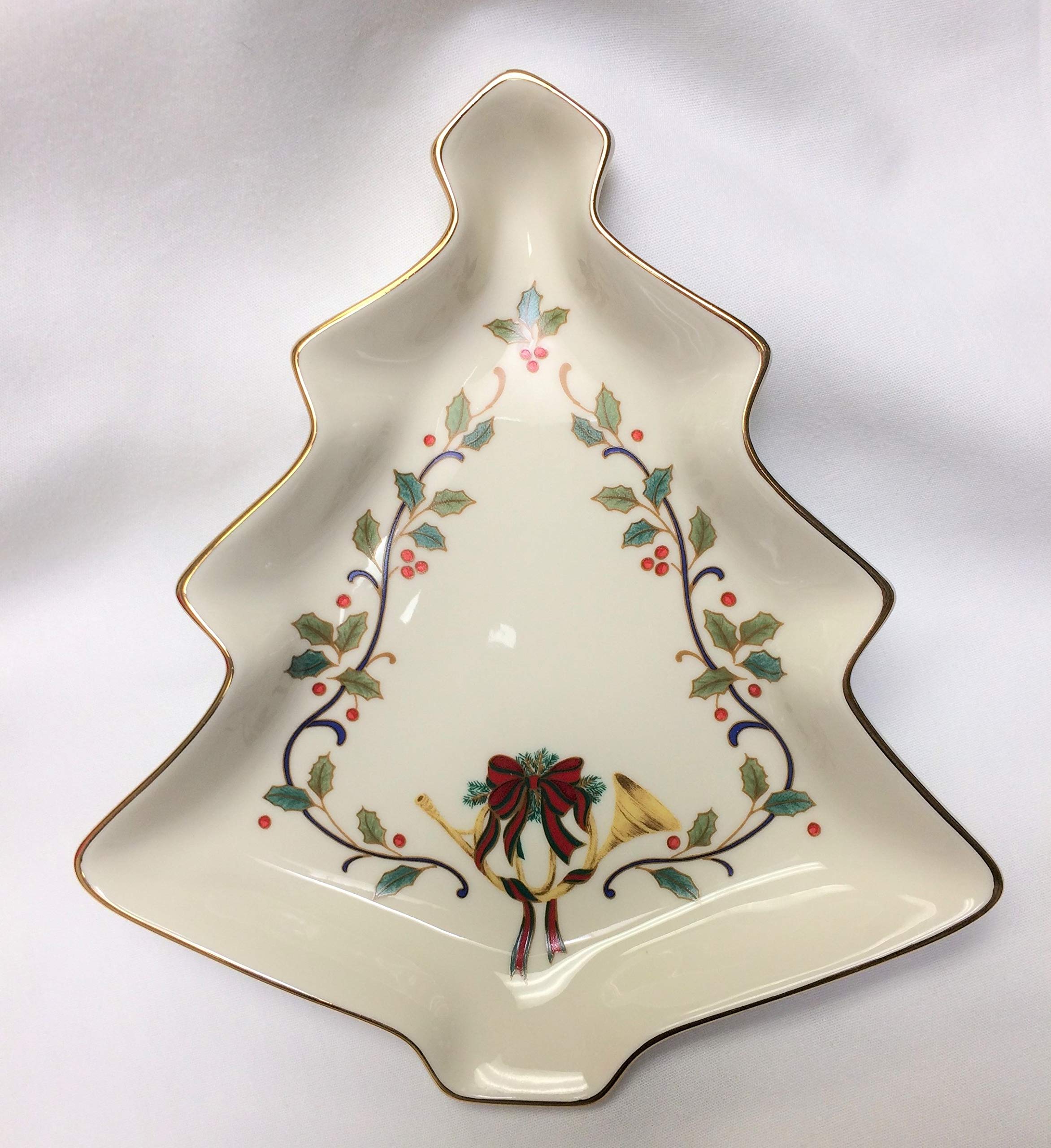 Amazon.com | Mikasa Holiday Elegance Tree Candy Dish FK001-502
