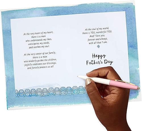 Miniatura 6 de Hallmark Tarjeta del día del padre de caoba para marido o novio (Centro de nuestra familia)