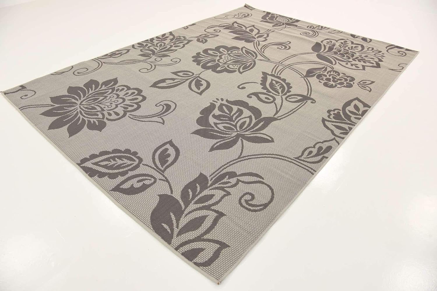 Unique Loom Outdoor Botanical Collection Area Rug - Floral (7' 1" x 10' Rectangle, Gray/ Silver)