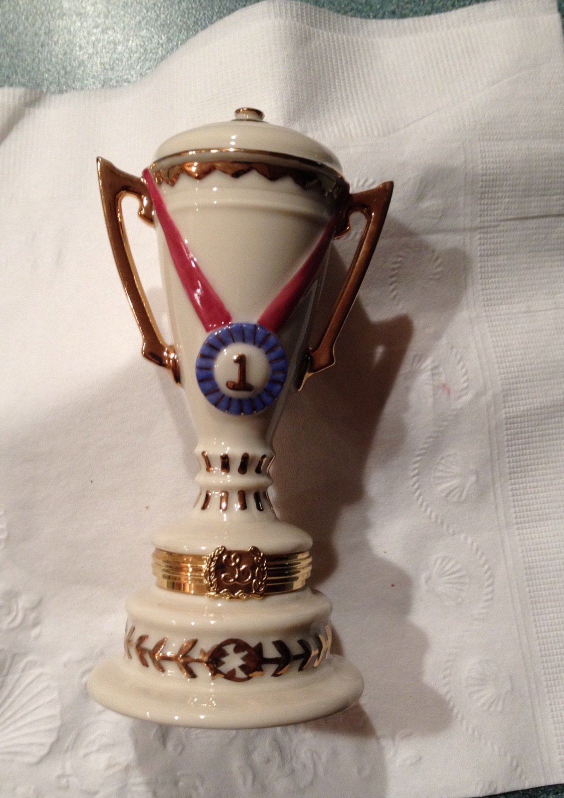 Boîte à bijoux Lenox Trophy trésor élégante en porcelaine pour ranger vos bagues